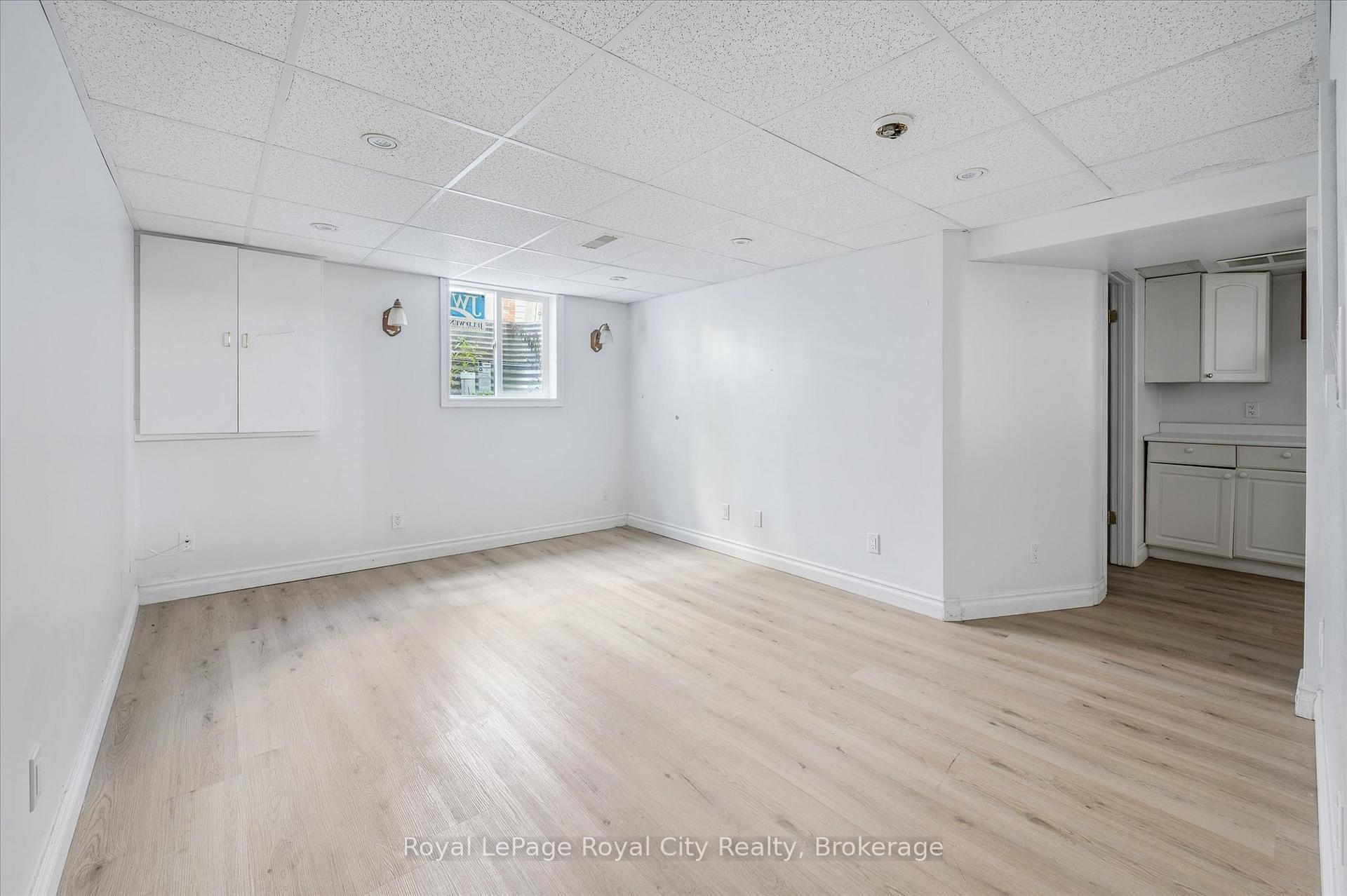 Photo 26 of 10 Woodborough Road, Guelph, Kortright West — HOMEH