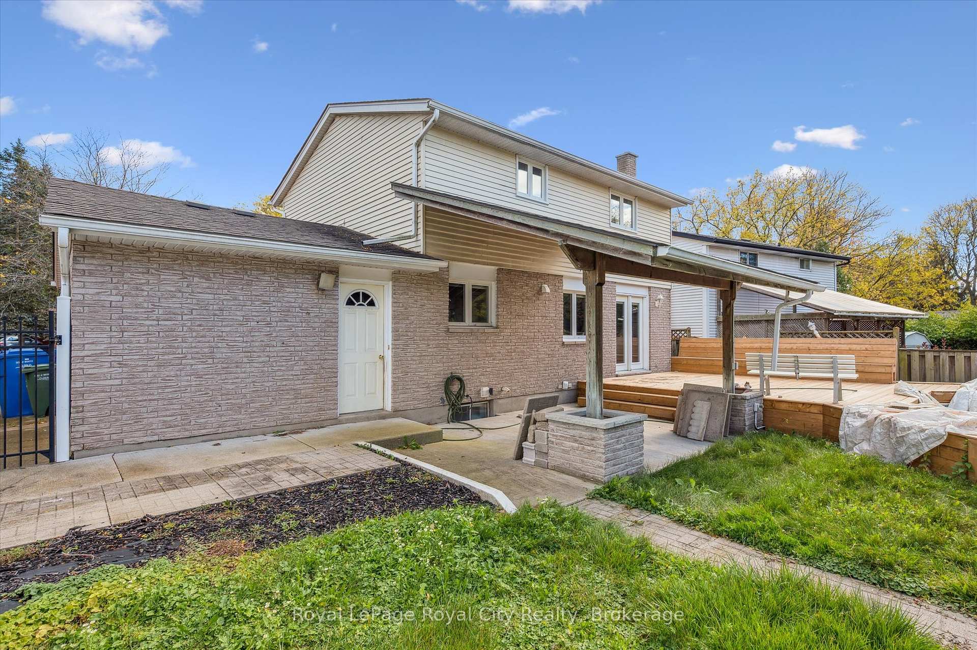Photo 36 of 10 Woodborough Road, Guelph, Kortright West — HOMEH
