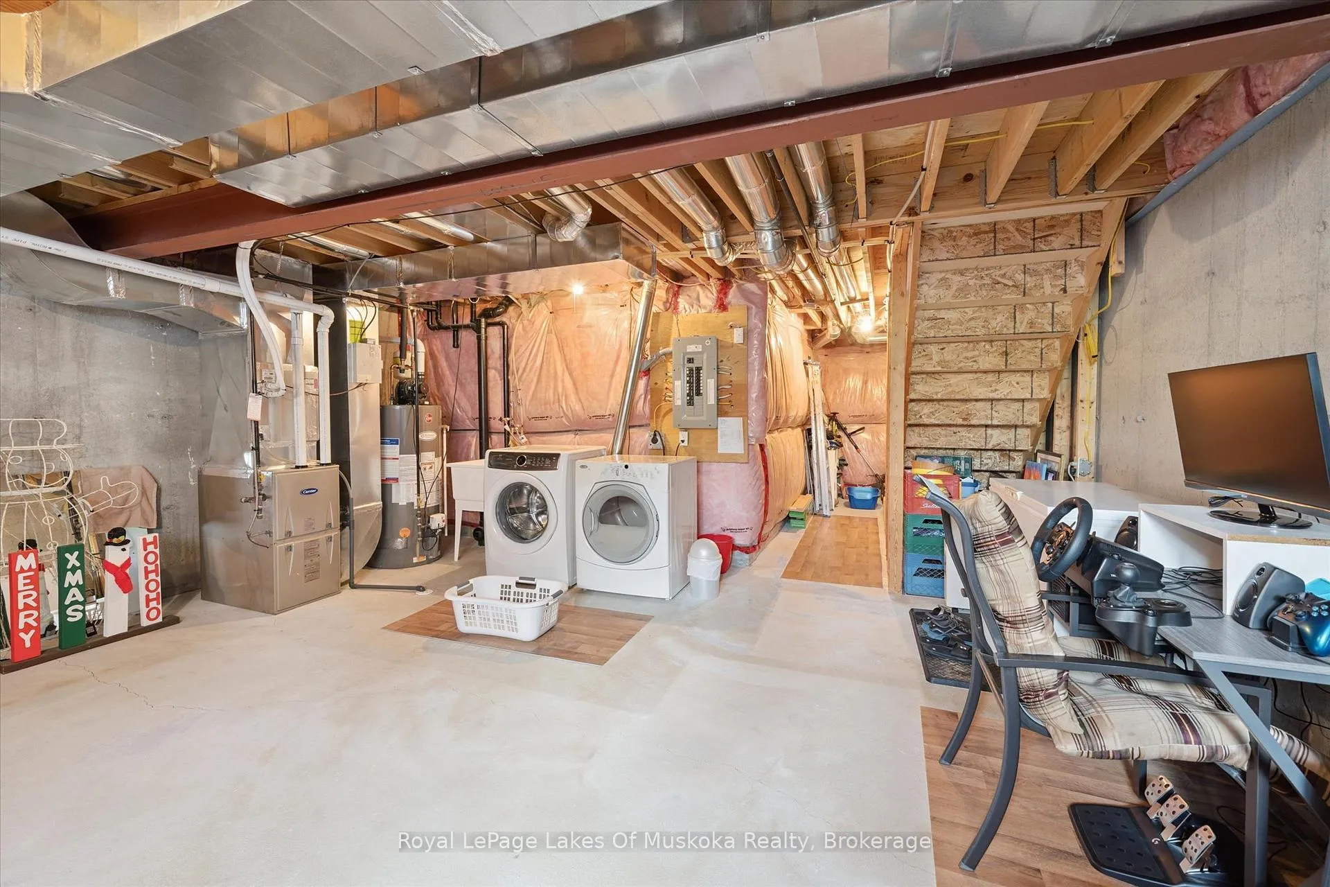 Photo 17 of 39 Little Ryan's Way, Bracebridge, Macaulay — HOMEH