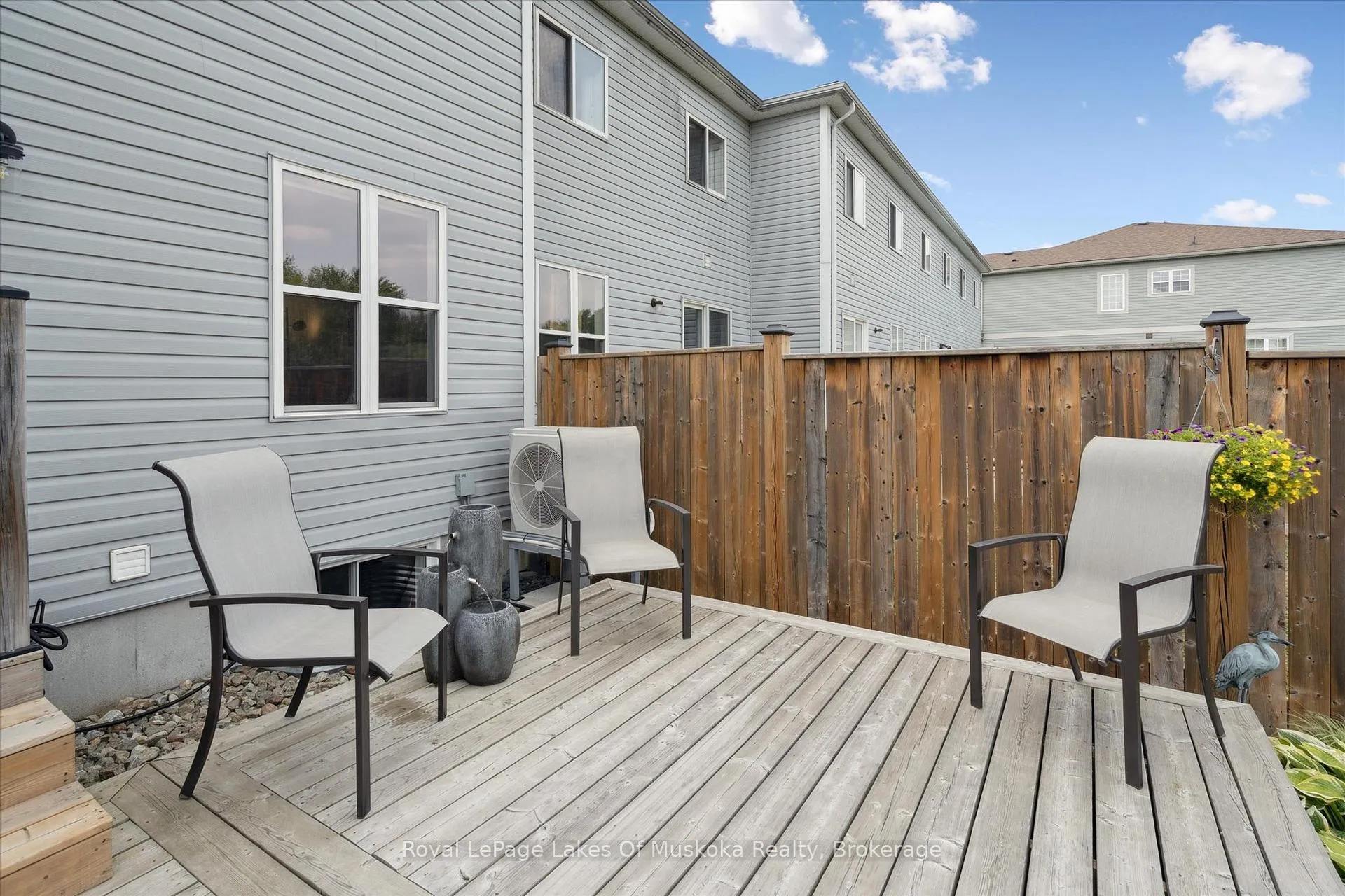 Photo 19 of 39 Little Ryan's Way, Bracebridge, Macaulay — HOMEH