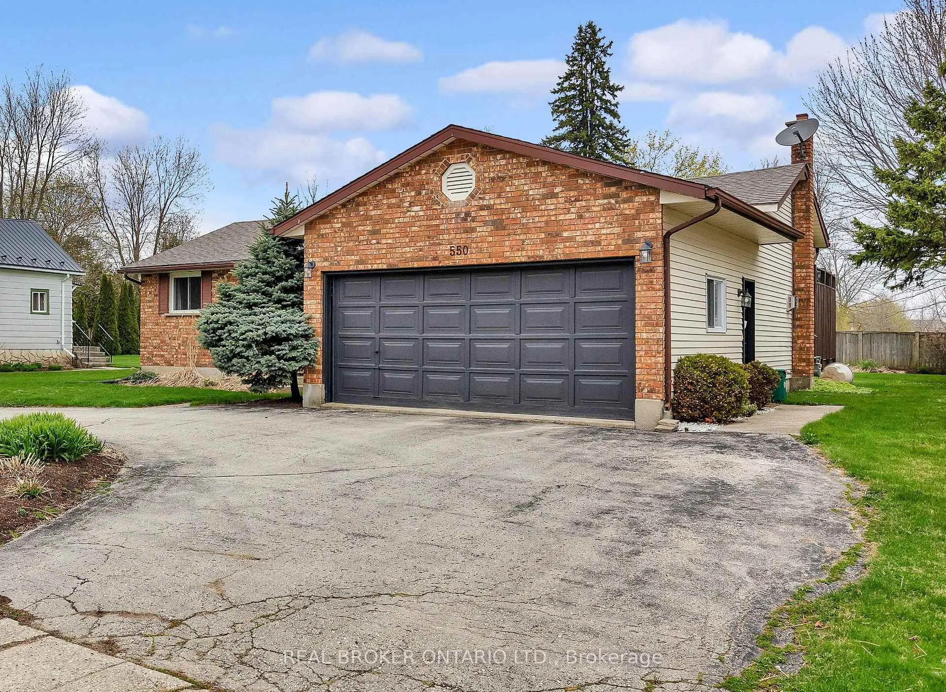 Photo 2 of 550 Raglan Street, Minto — HOMEH