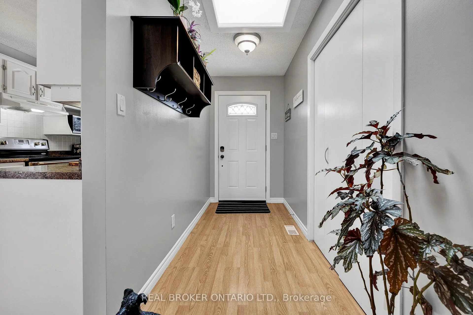 Photo 6 of 550 Raglan Street, Minto — HOMEH