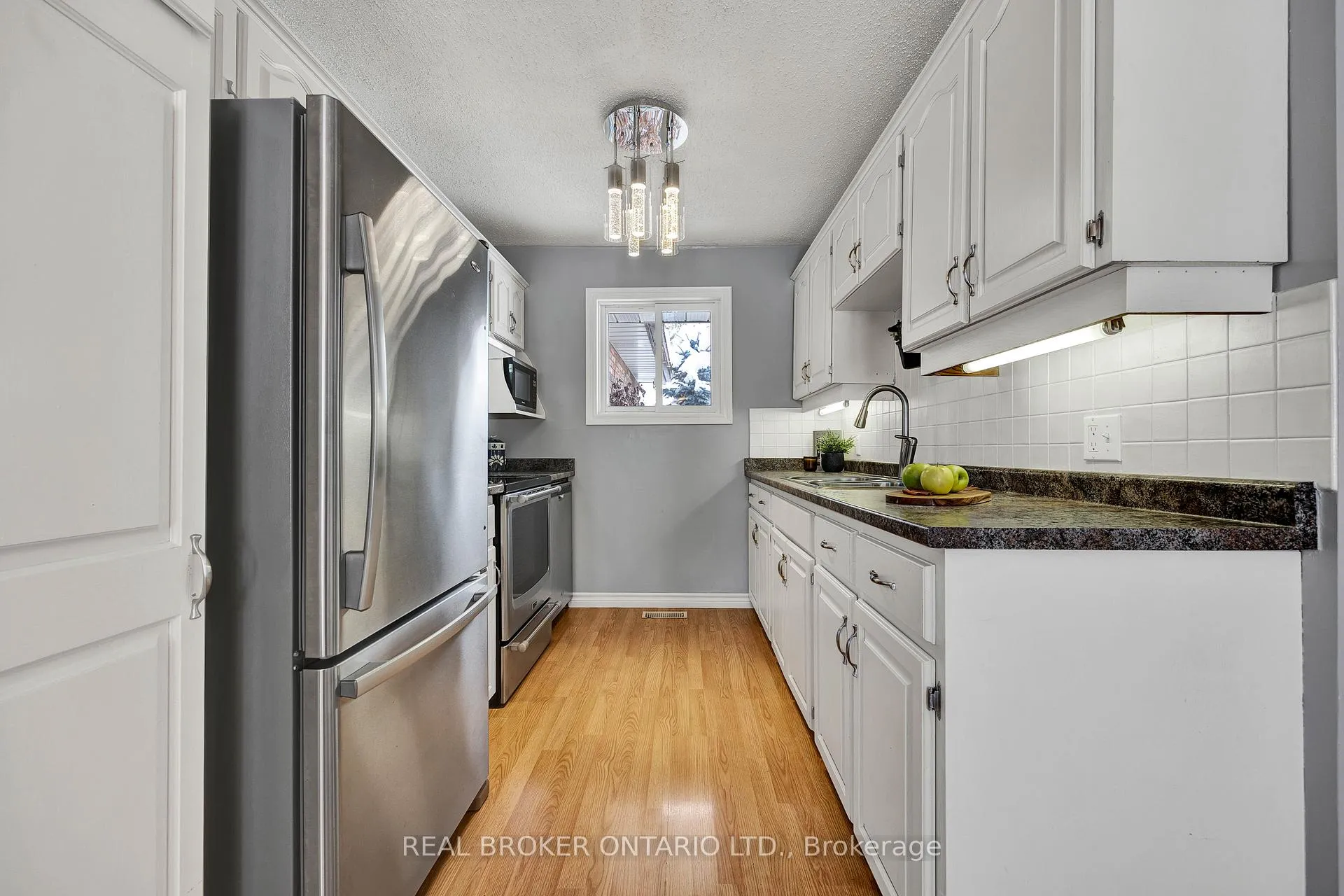 Photo 11 of 550 Raglan Street, Minto — HOMEH