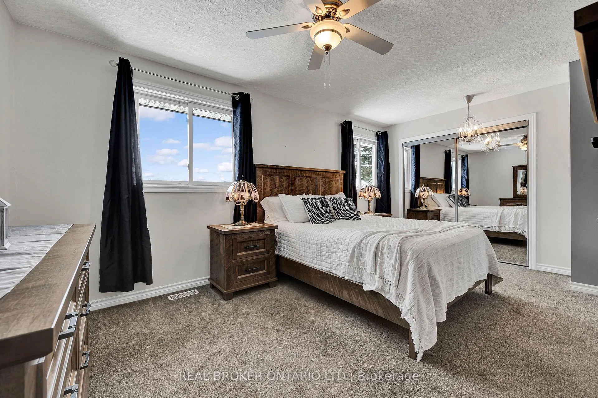 Photo 16 of 550 Raglan Street, Minto — HOMEH