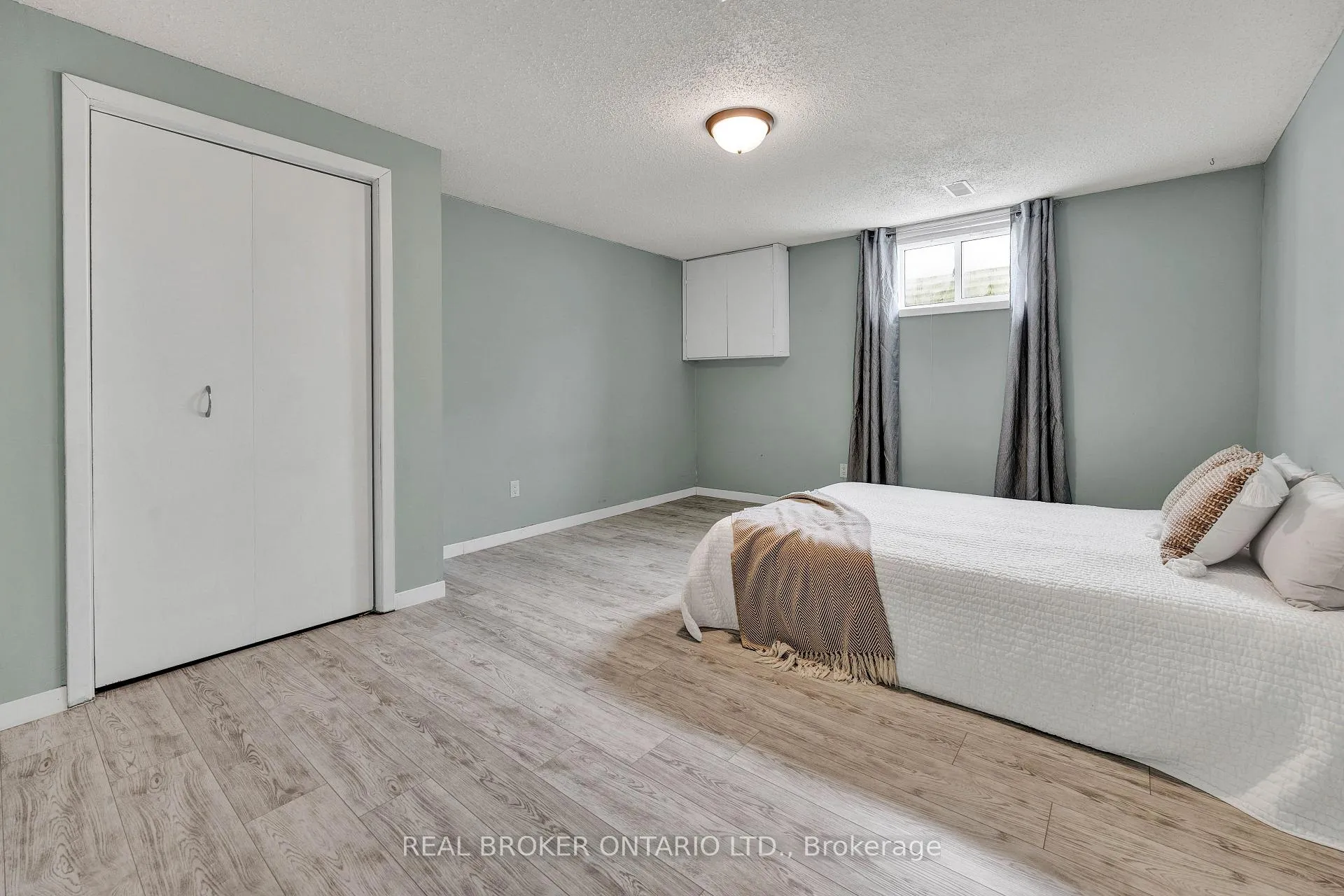 Photo 23 of 550 Raglan Street, Minto — HOMEH