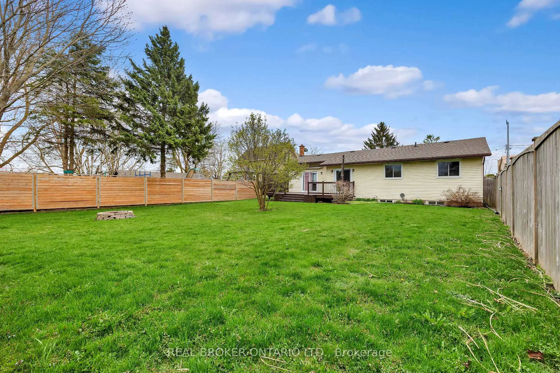Photo 25 of 550 Raglan Street, Minto — HOMEH