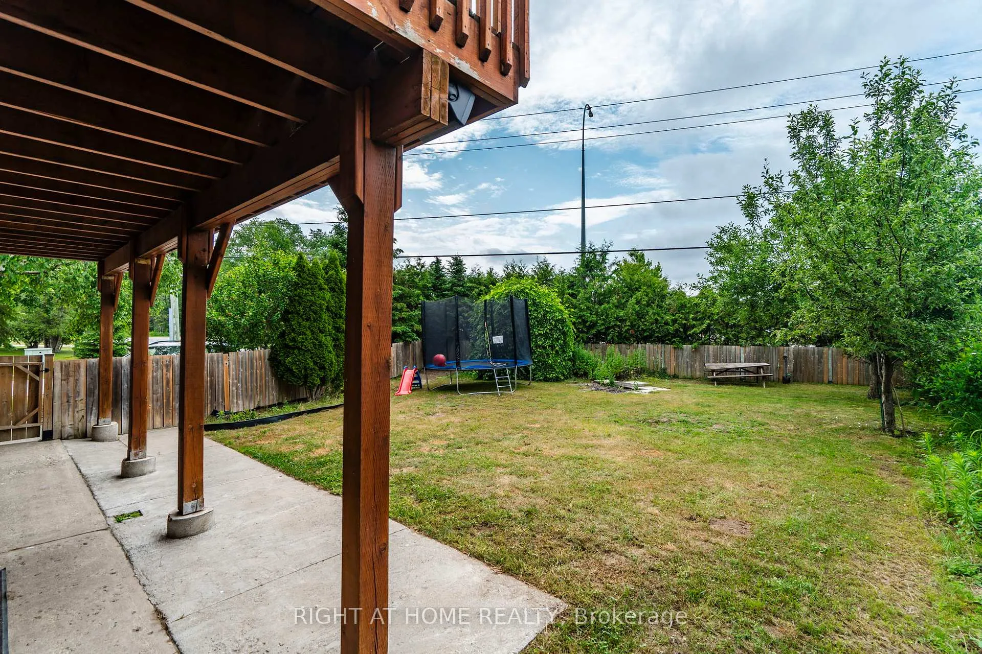Photo 40 of 24 Puccini Drive, Wasaga Beach — HOMEH