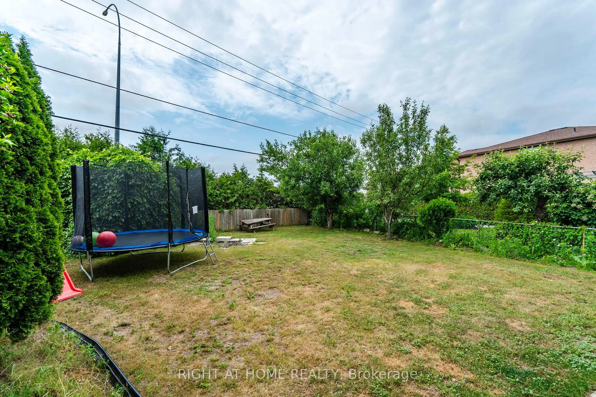Photo 41 of 24 Puccini Drive, Wasaga Beach — HOMEH