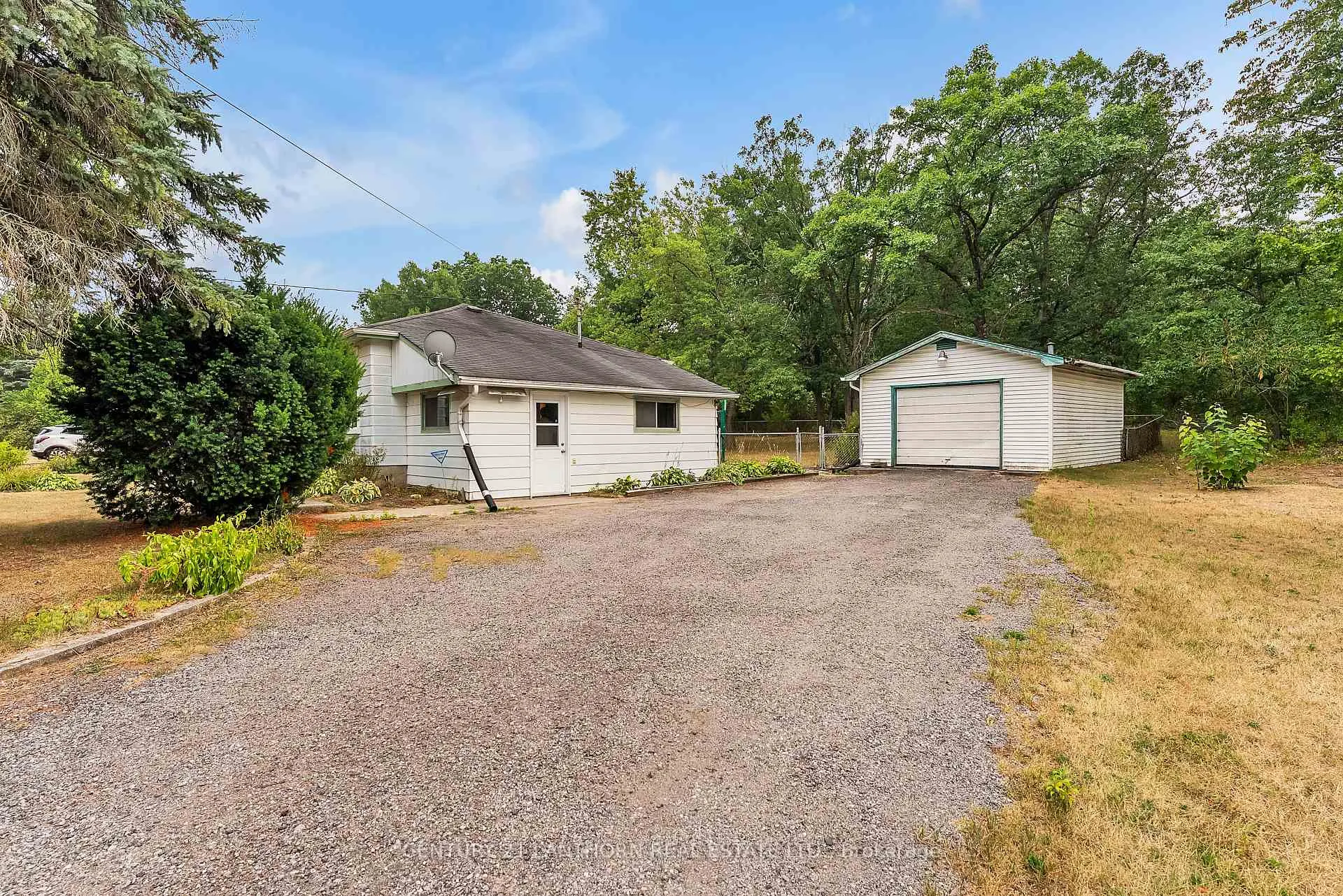 Photo 2 of 34 Turncliffe Road, Quinte West, Murray Ward — HOMEH