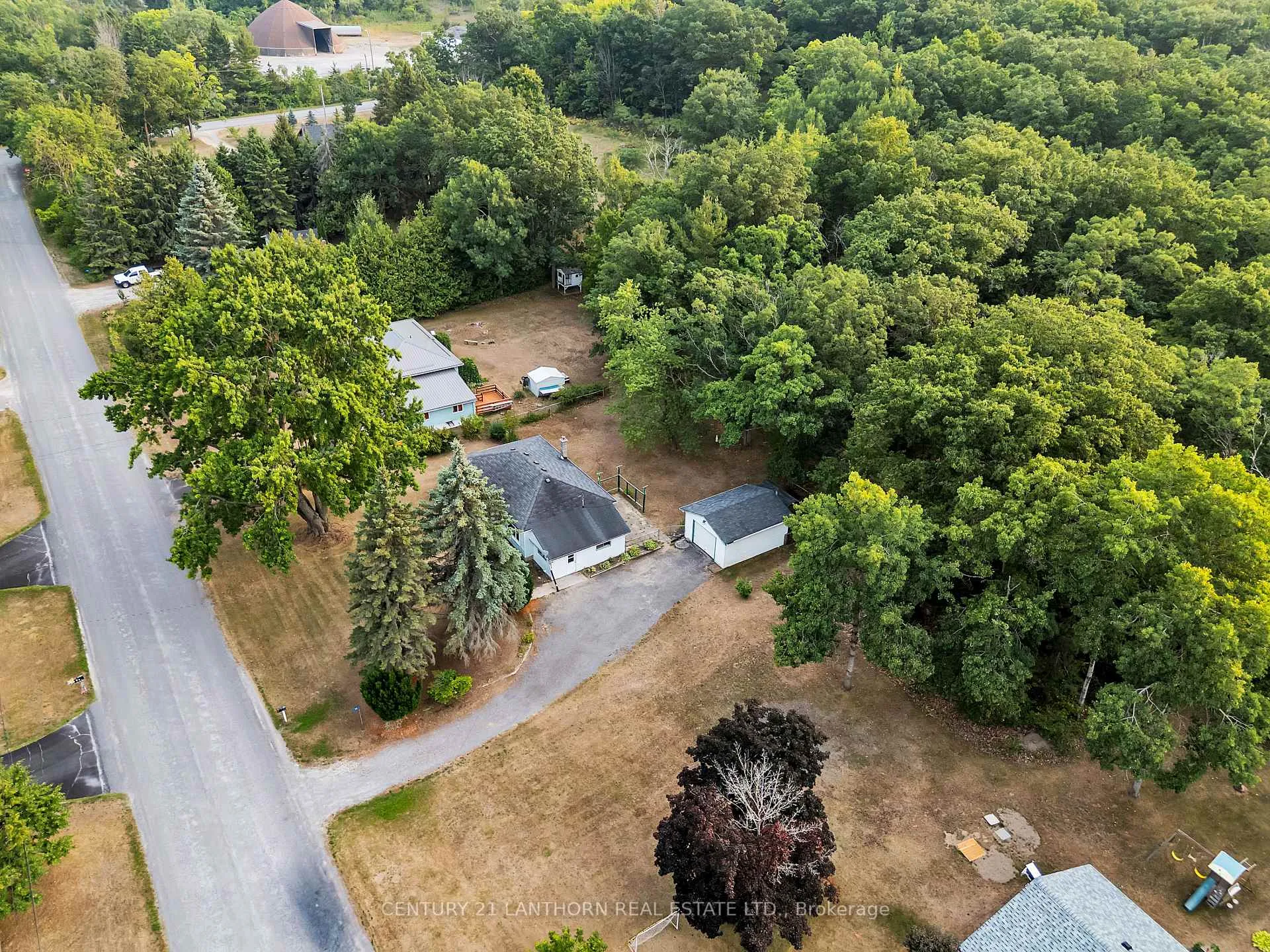 Photo 29 of 34 Turncliffe Road, Quinte West, Murray Ward — HOMEH