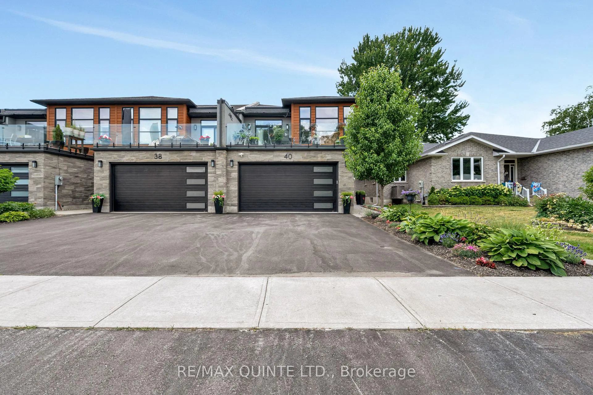 Photo 1 of 40 John Street S, Belleville, Belleville Ward — HOMEH