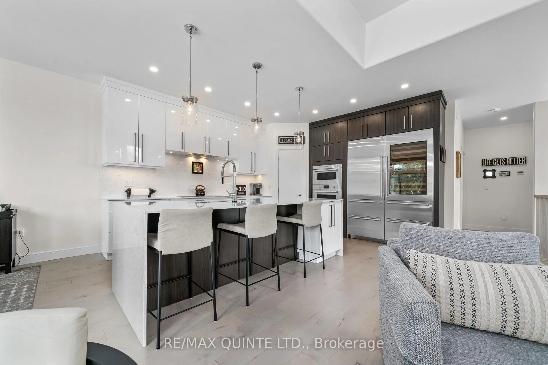 Photo 13 of 40 John Street S, Belleville, Belleville Ward — HOMEH