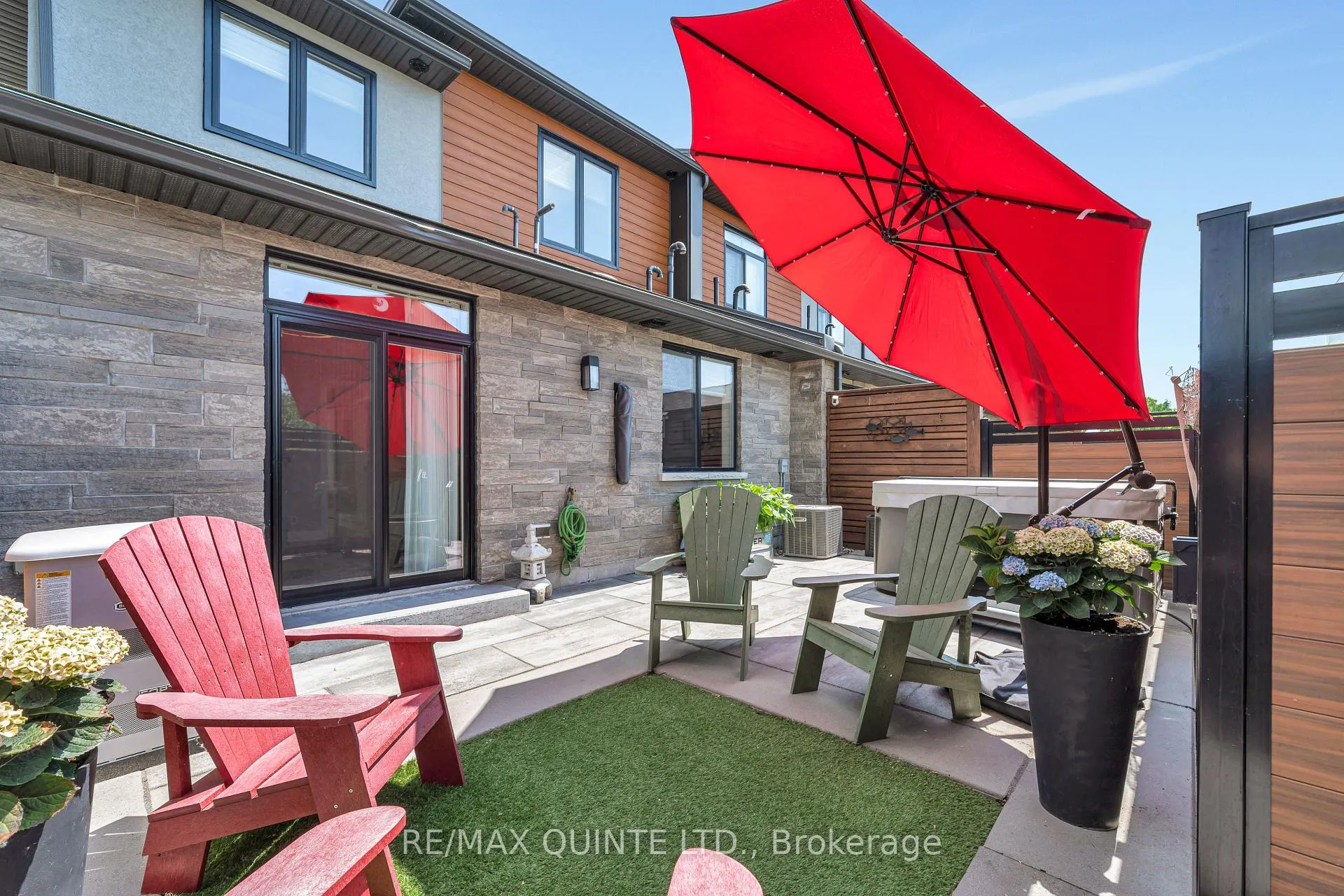 Photo 34 of 40 John Street S, Belleville, Belleville Ward — HOMEH