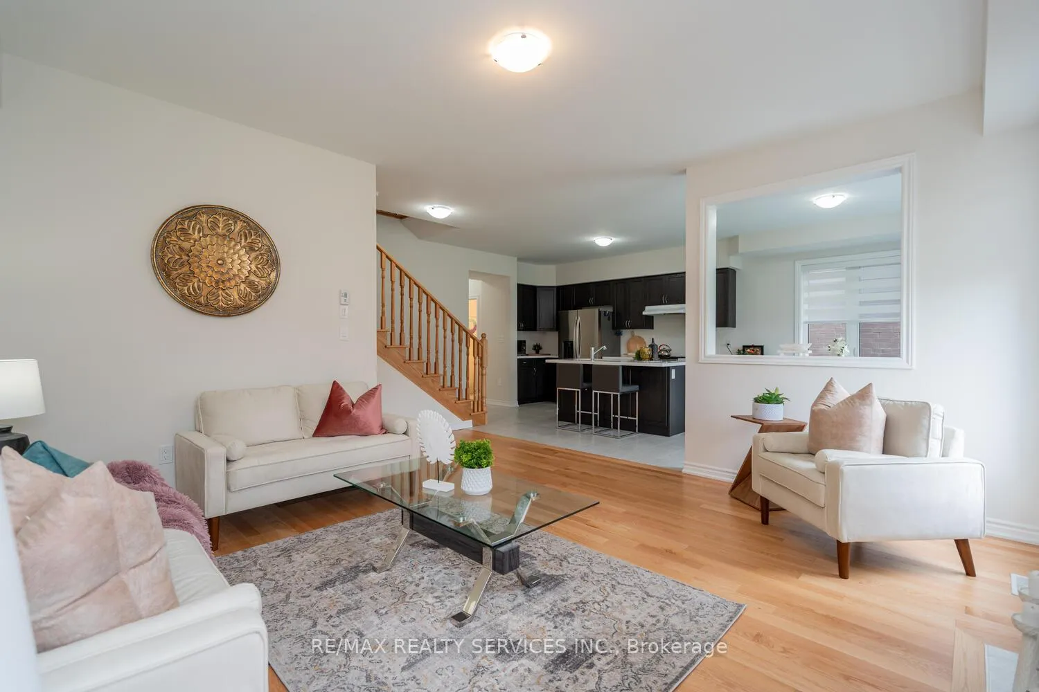 Photo 14 of 27 Gilham Way, Brant, Paris — HOMEH