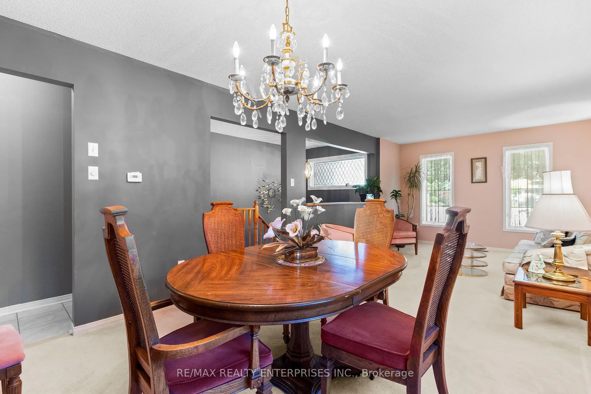 Photo 11 of 70 Downer Crescent, Wasaga Beach — HOMEH