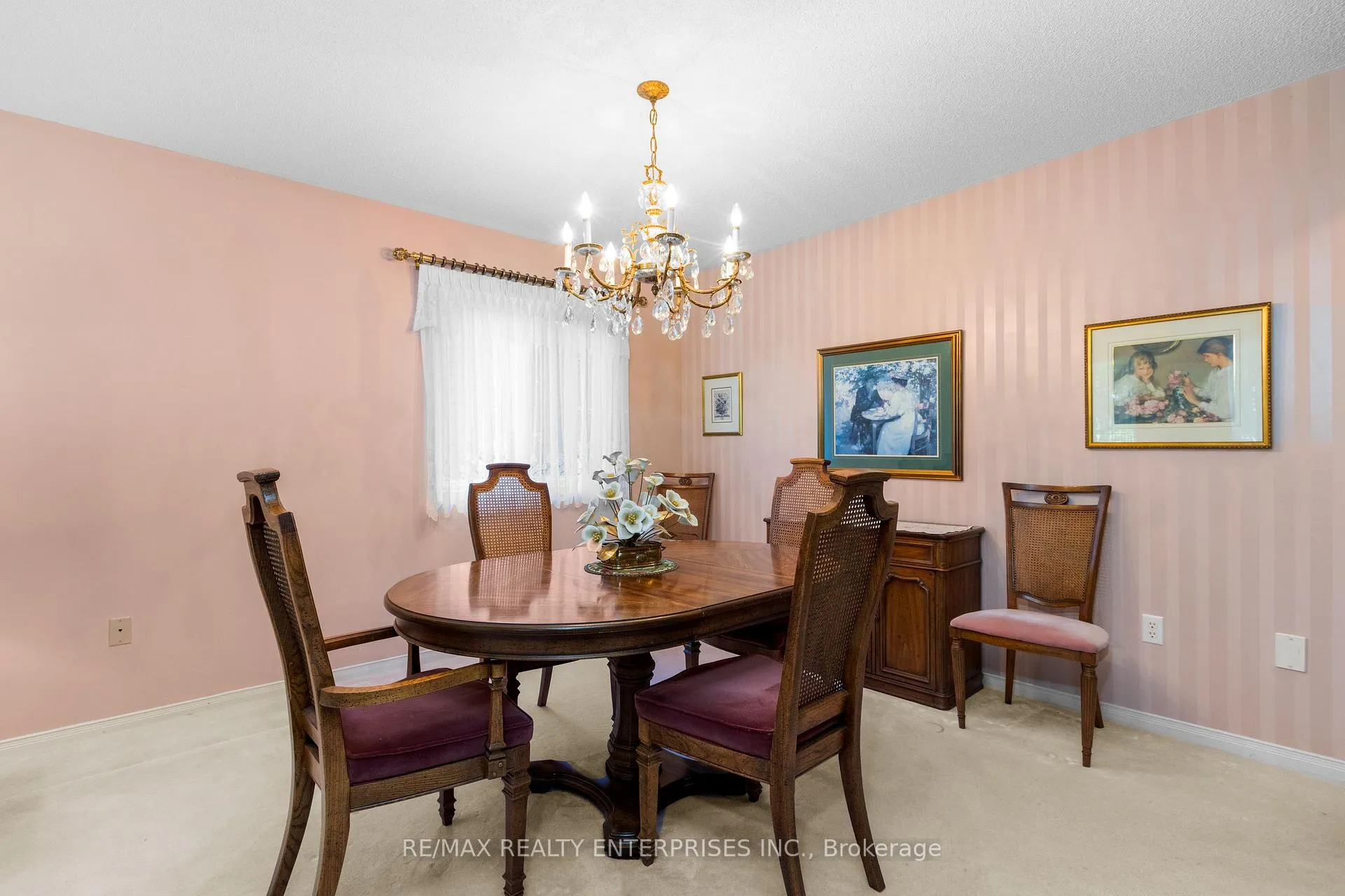 Photo 12 of 70 Downer Crescent, Wasaga Beach — HOMEH