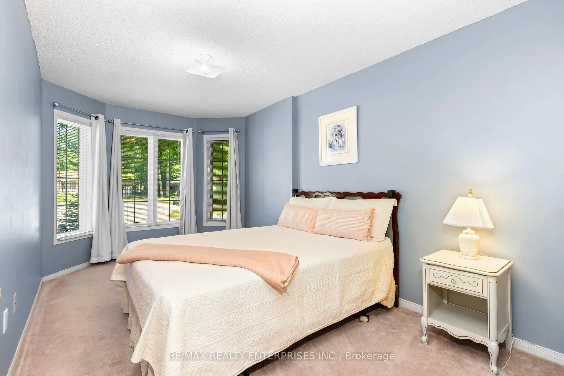 Photo 21 of 70 Downer Crescent, Wasaga Beach — HOMEH