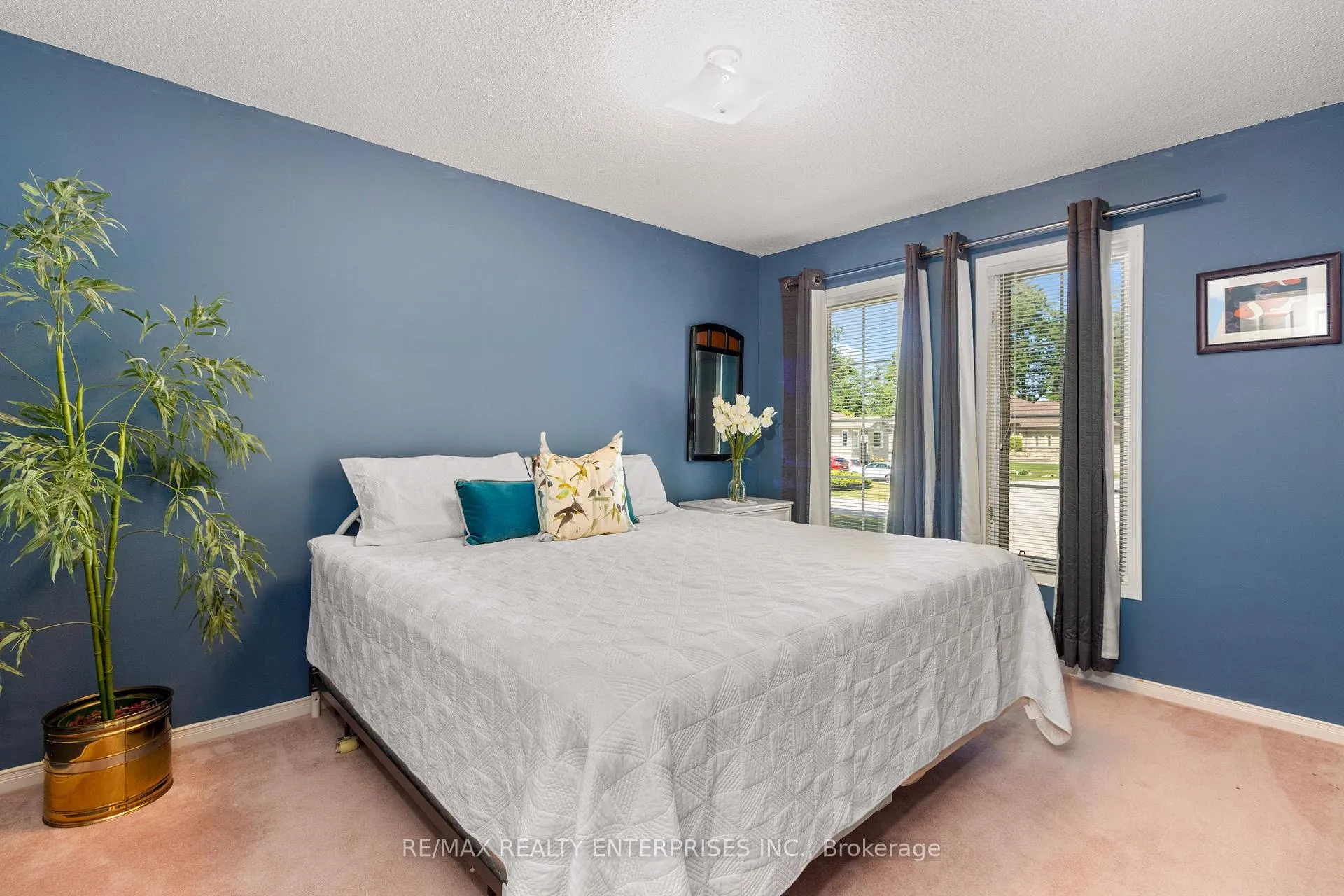 Photo 22 of 70 Downer Crescent, Wasaga Beach — HOMEH
