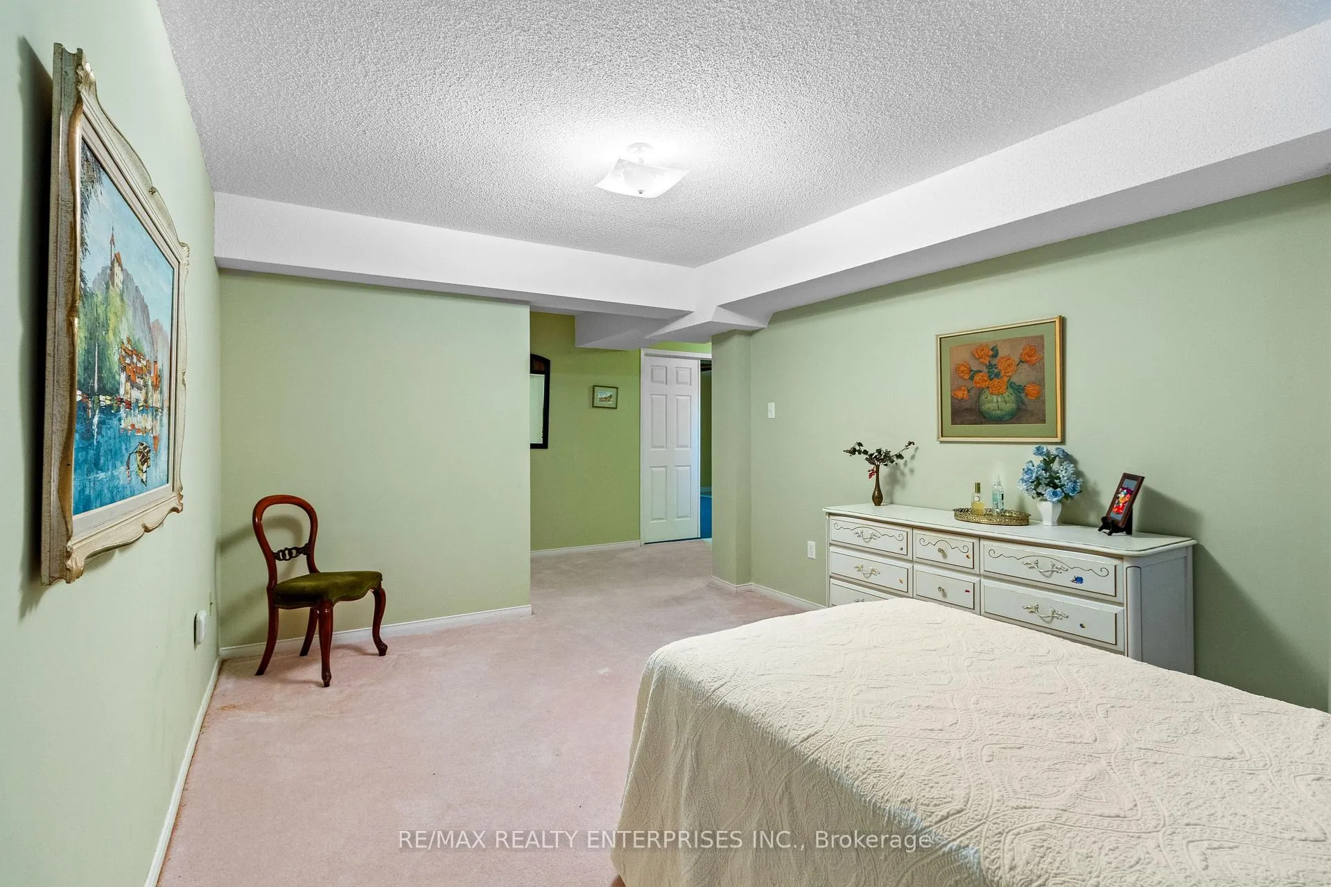 Photo 26 of 70 Downer Crescent, Wasaga Beach — HOMEH