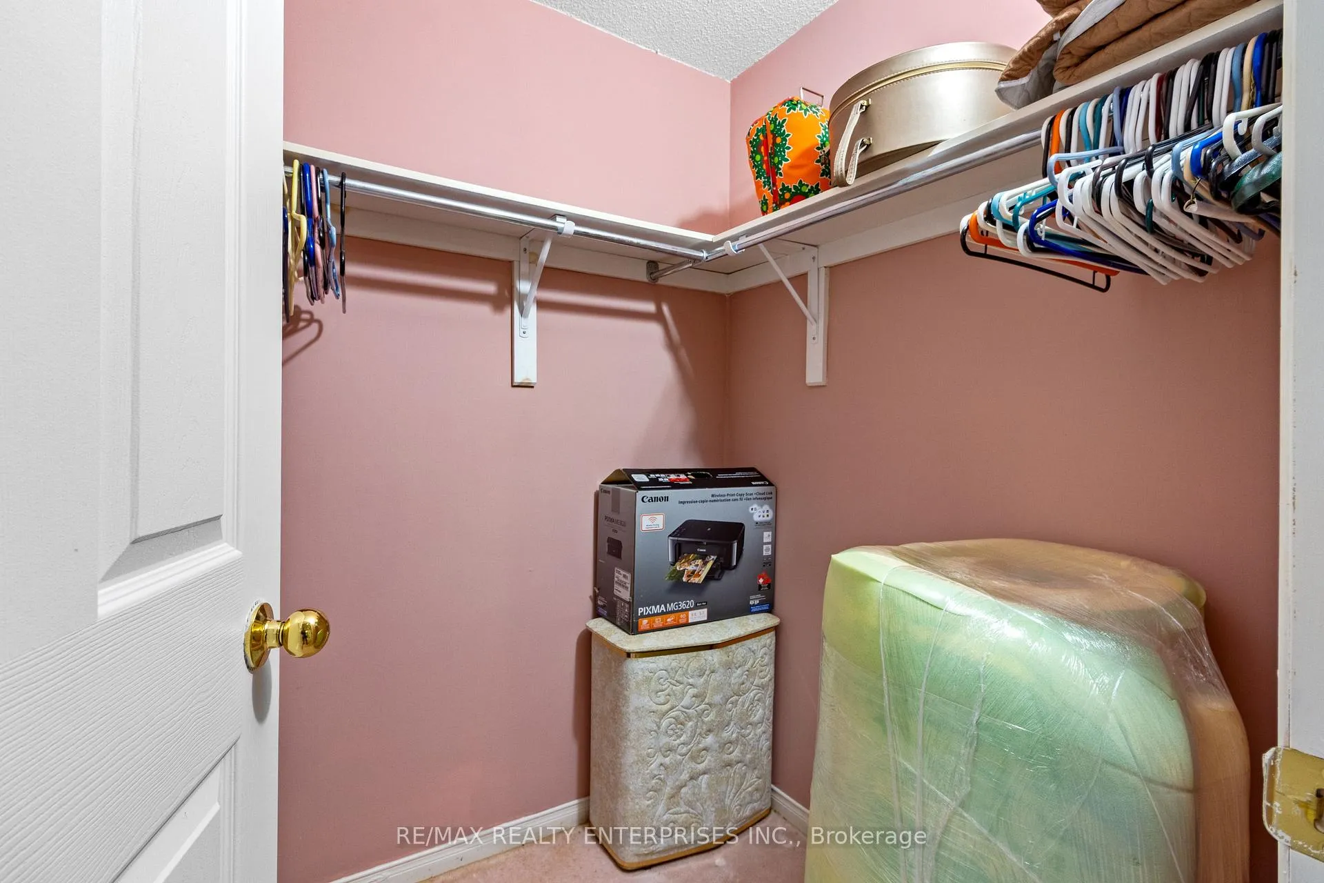 Photo 27 of 70 Downer Crescent, Wasaga Beach — HOMEH