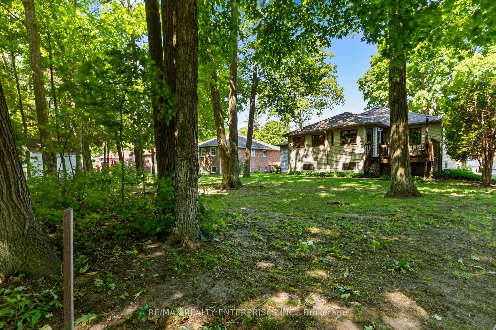 Photo 39 of 70 Downer Crescent, Wasaga Beach — HOMEH
