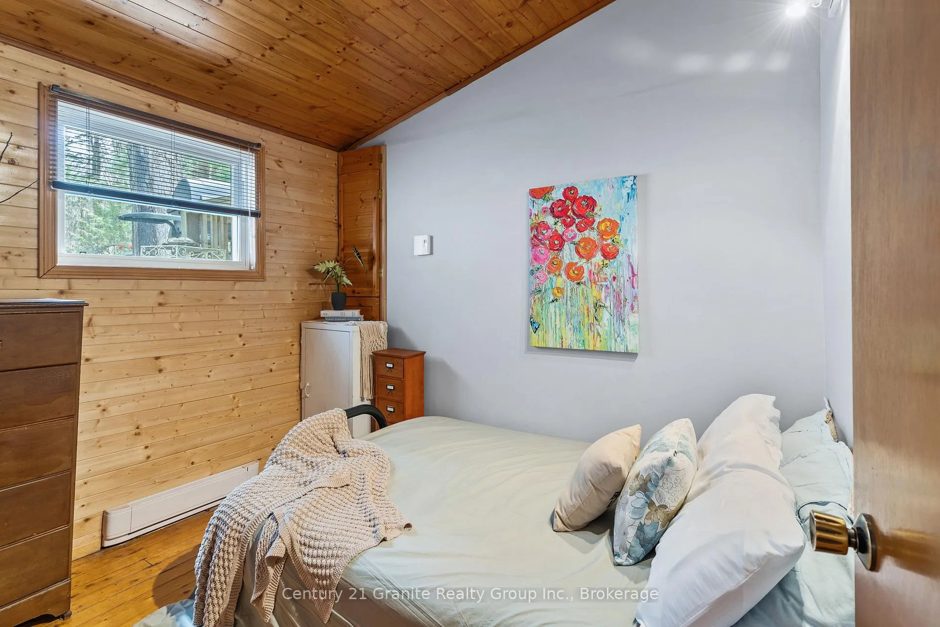 Photo 23 of 1027 Heney Trail, Algonquin Highlands, Stanhope — HOMEH