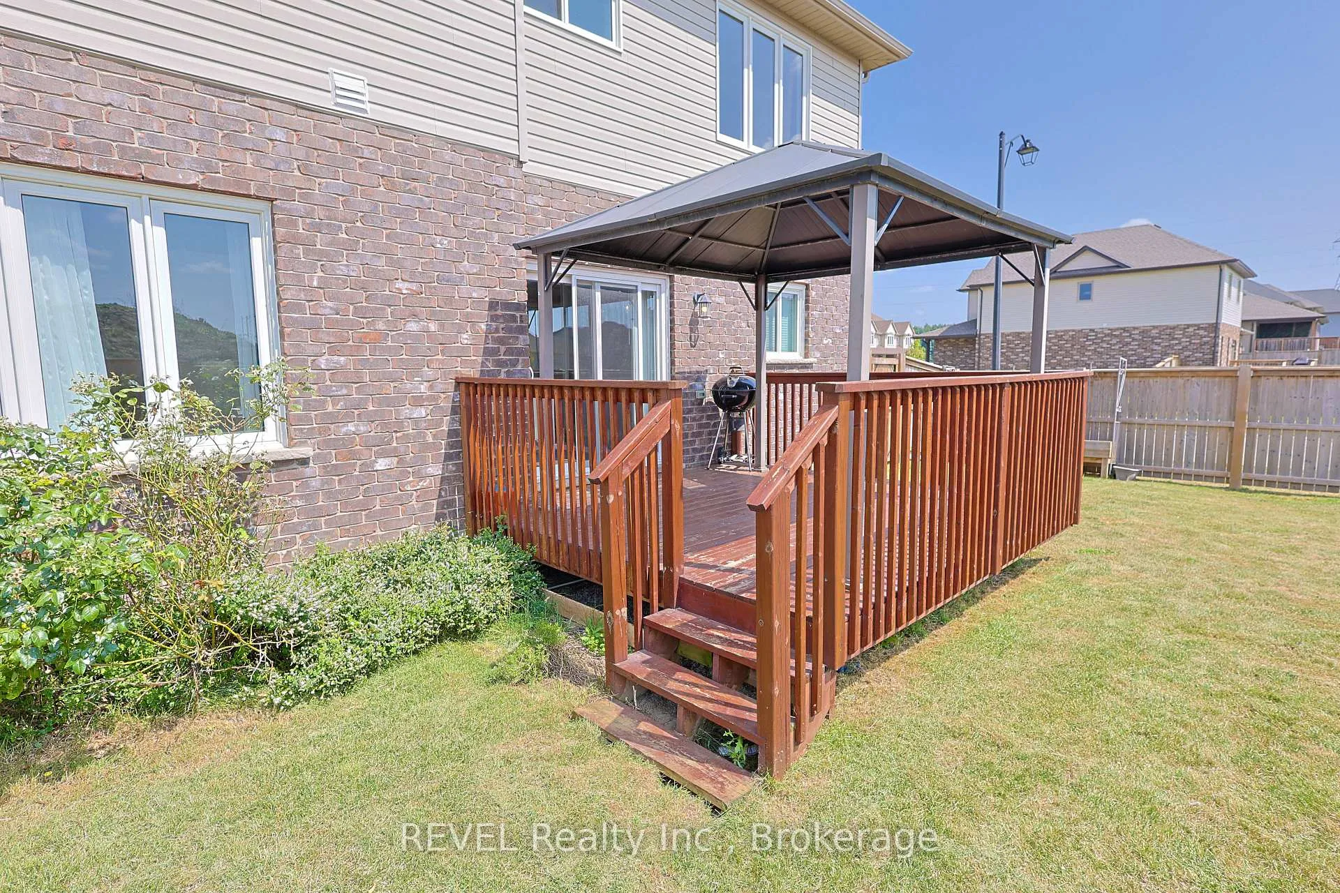 Photo 4 of 13 Cinnamon Street, Thorold, Rolling Meadows — HOMEH