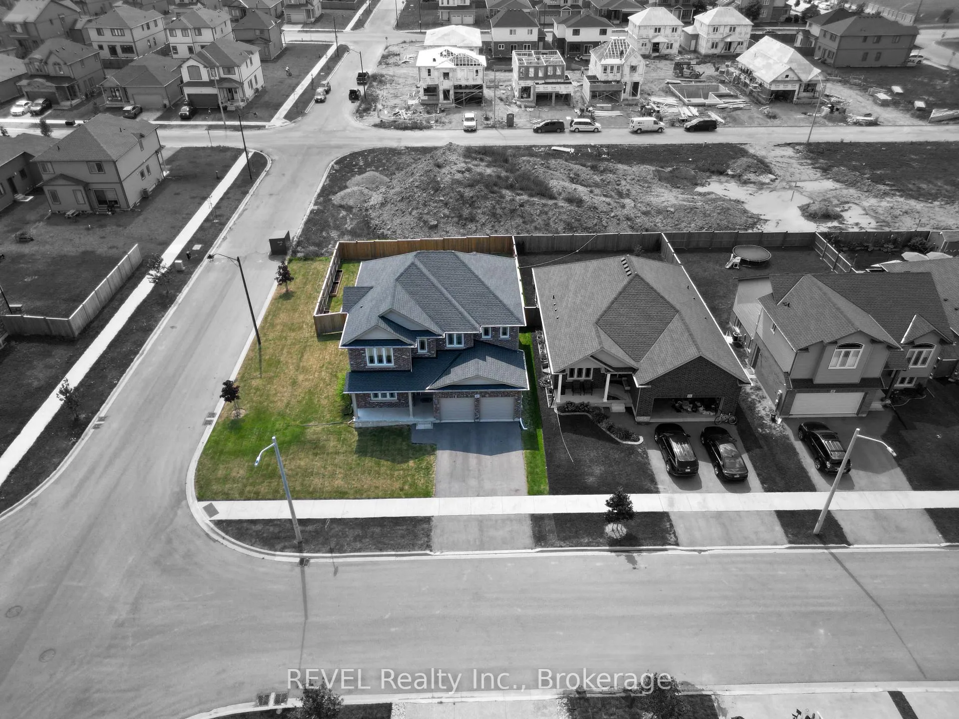 Photo 5 of 13 Cinnamon Street, Thorold, Rolling Meadows — HOMEH