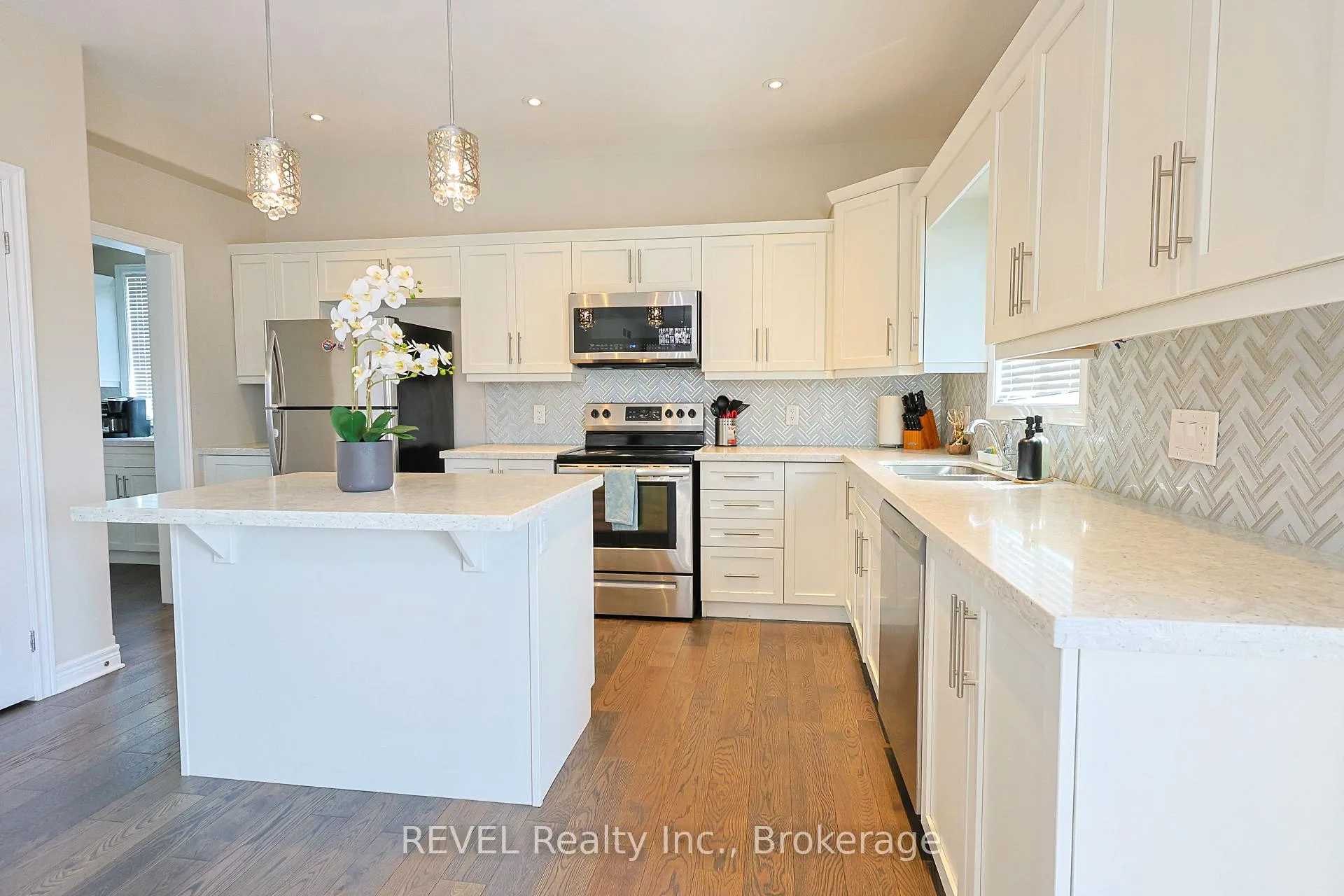 Photo 12 of 13 Cinnamon Street, Thorold, Rolling Meadows — HOMEH