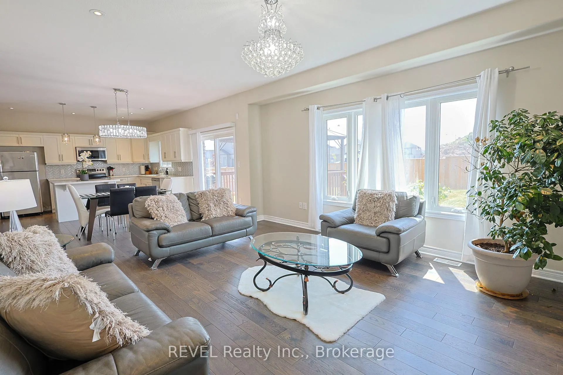 Photo 17 of 13 Cinnamon Street, Thorold, Rolling Meadows — HOMEH