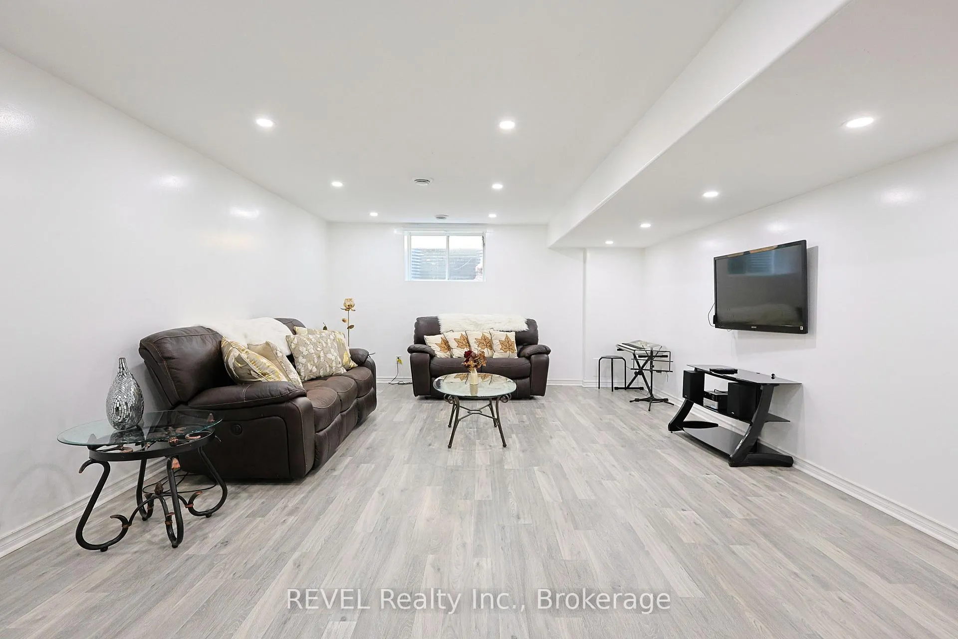 Photo 29 of 13 Cinnamon Street, Thorold, Rolling Meadows — HOMEH