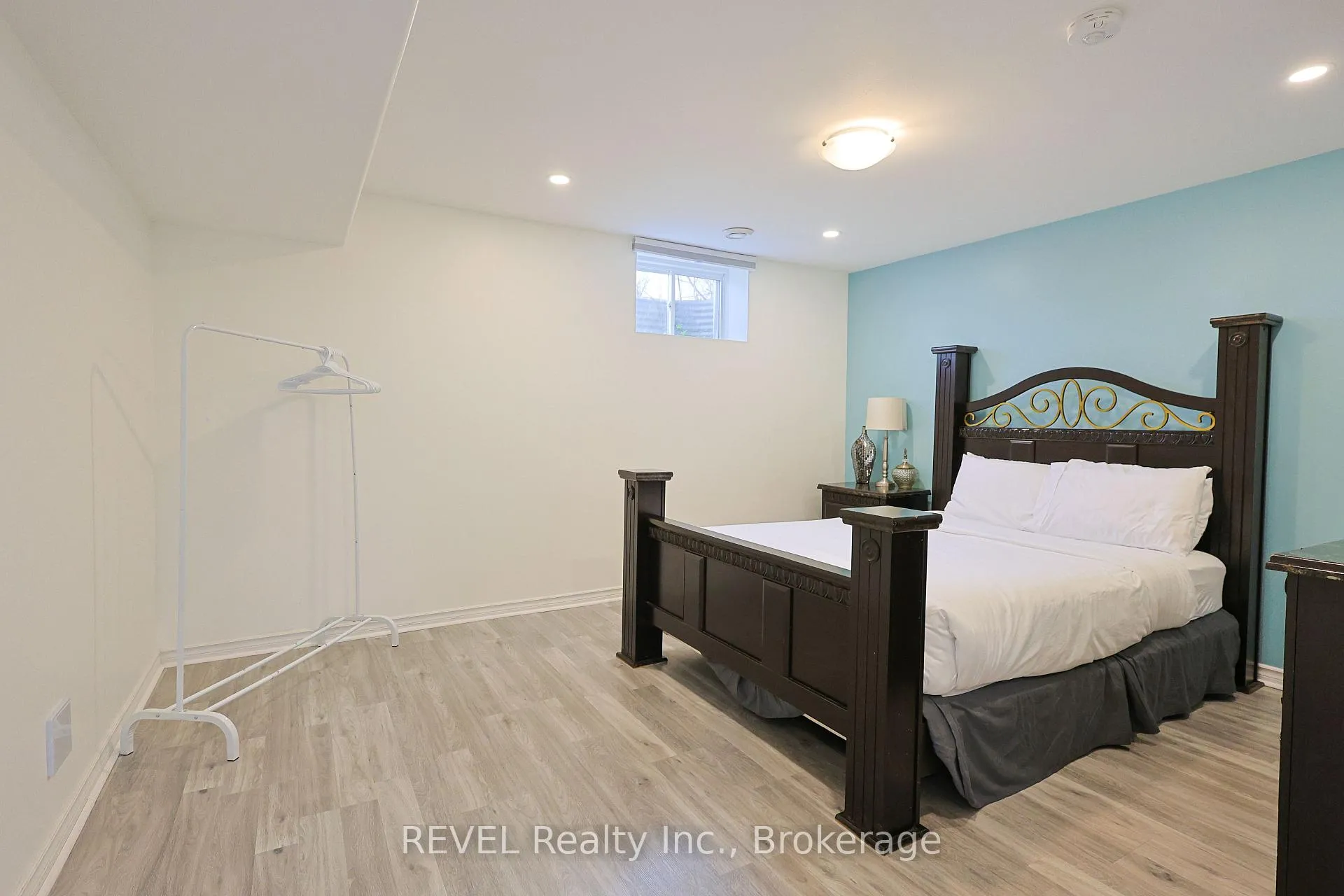 Photo 32 of 13 Cinnamon Street, Thorold, Rolling Meadows — HOMEH