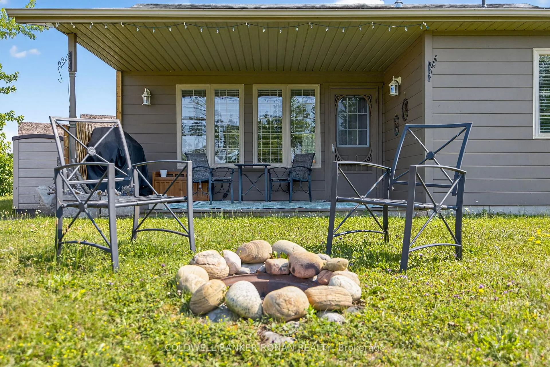 Photo 26 of 26 Cabin Crescent, Wasaga Beach — HOMEH