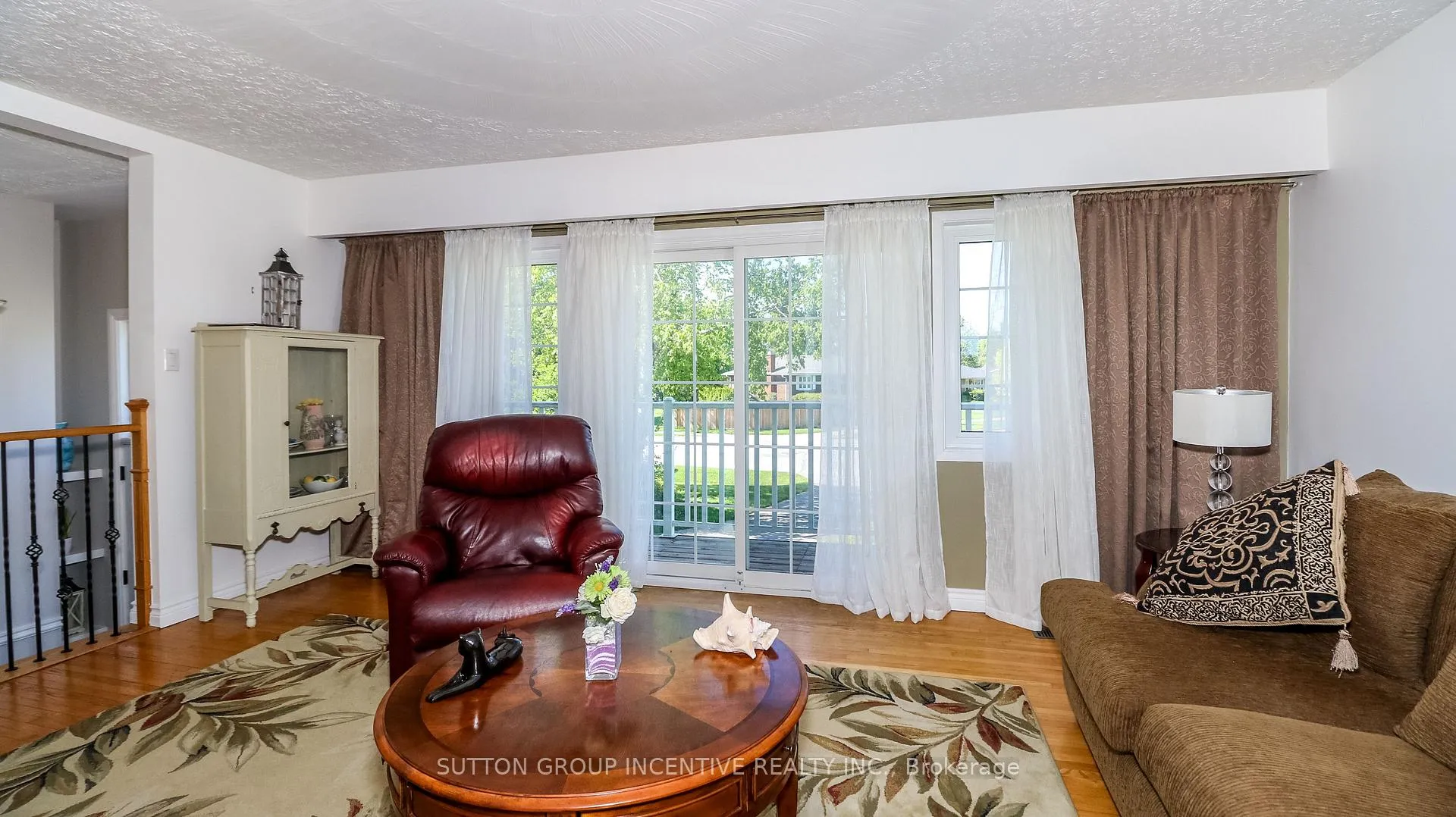 Photo 6 of 209 Dodson Road, Barrie, Painswick North — HOMEH