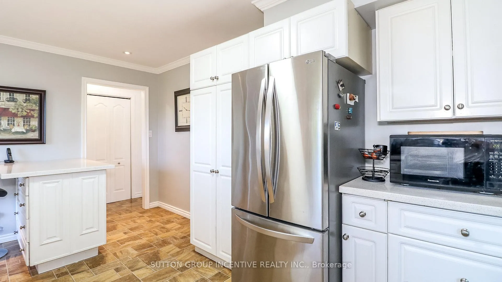 Photo 11 of 209 Dodson Road, Barrie, Painswick North — HOMEH