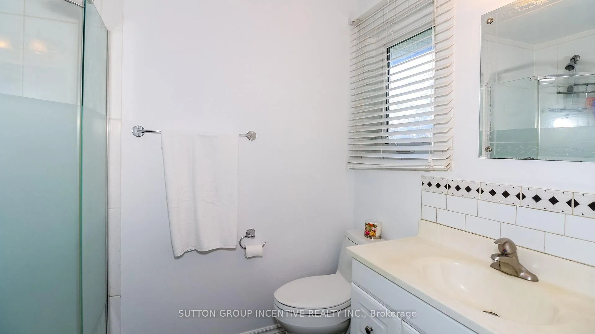 Photo 18 of 209 Dodson Road, Barrie, Painswick North — HOMEH