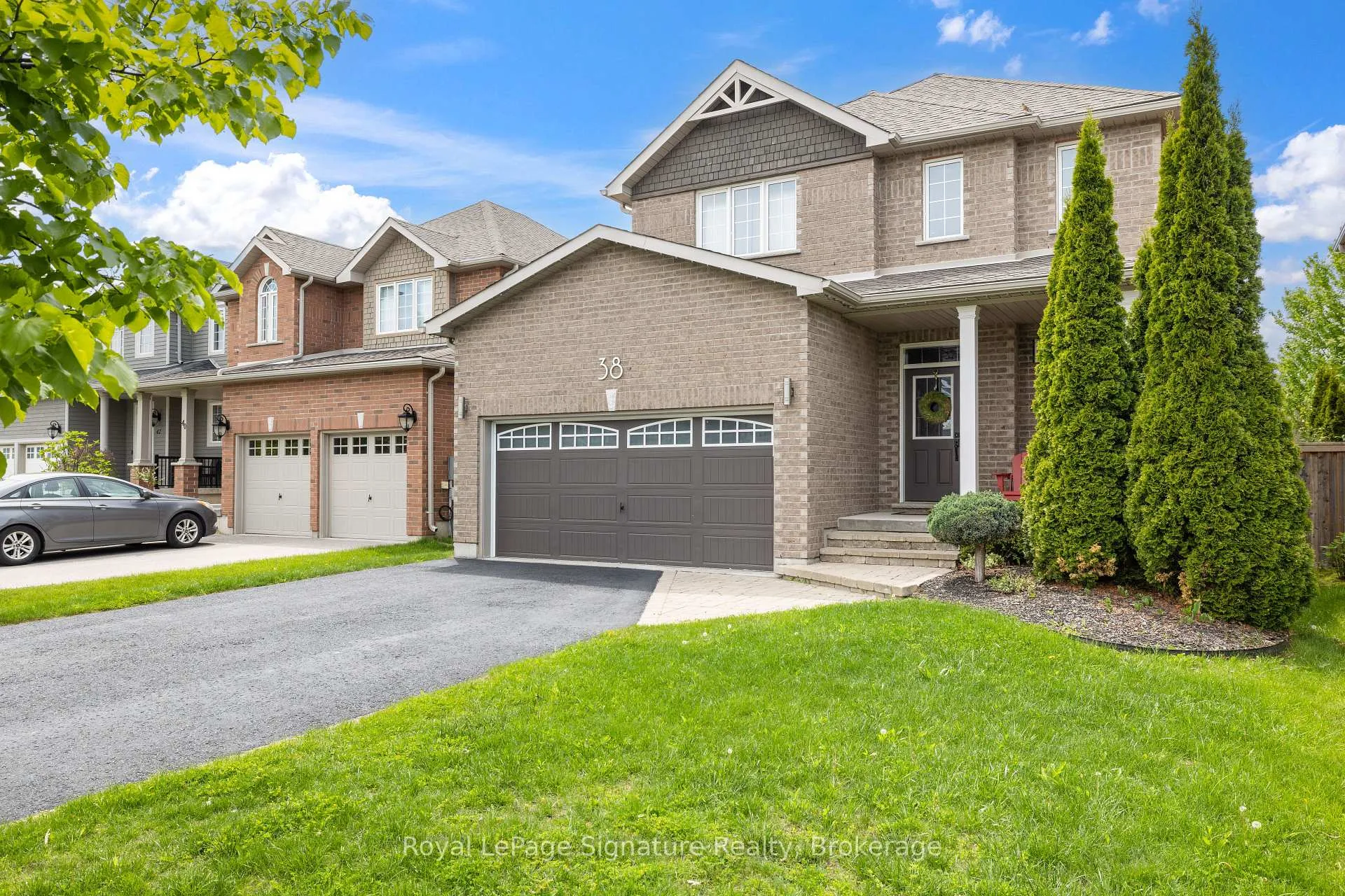 Photo 2 of 38 Garbutt Crescent, Collingwood — HOMEH