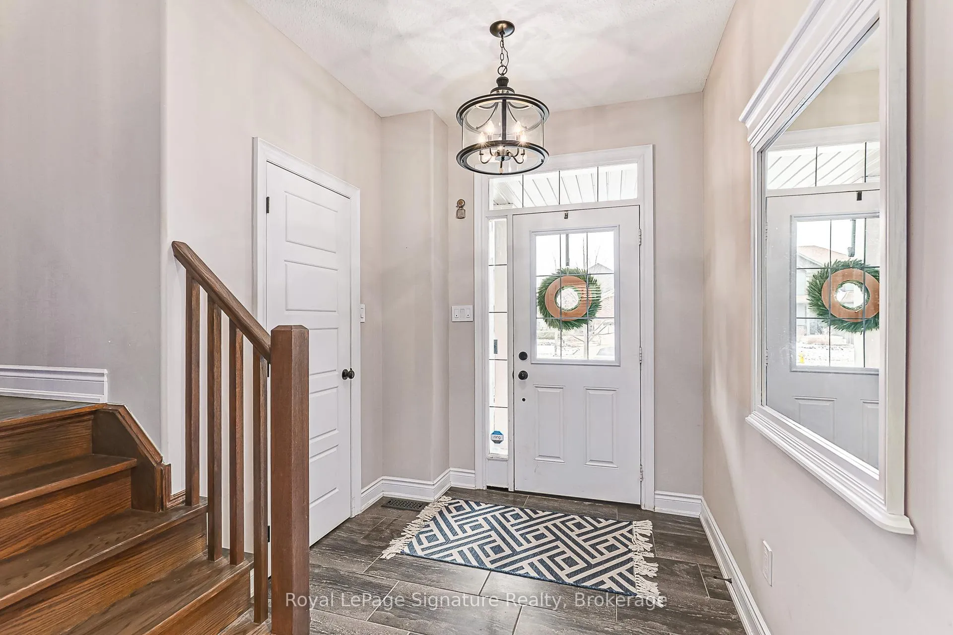 Photo 5 of 38 Garbutt Crescent, Collingwood — HOMEH