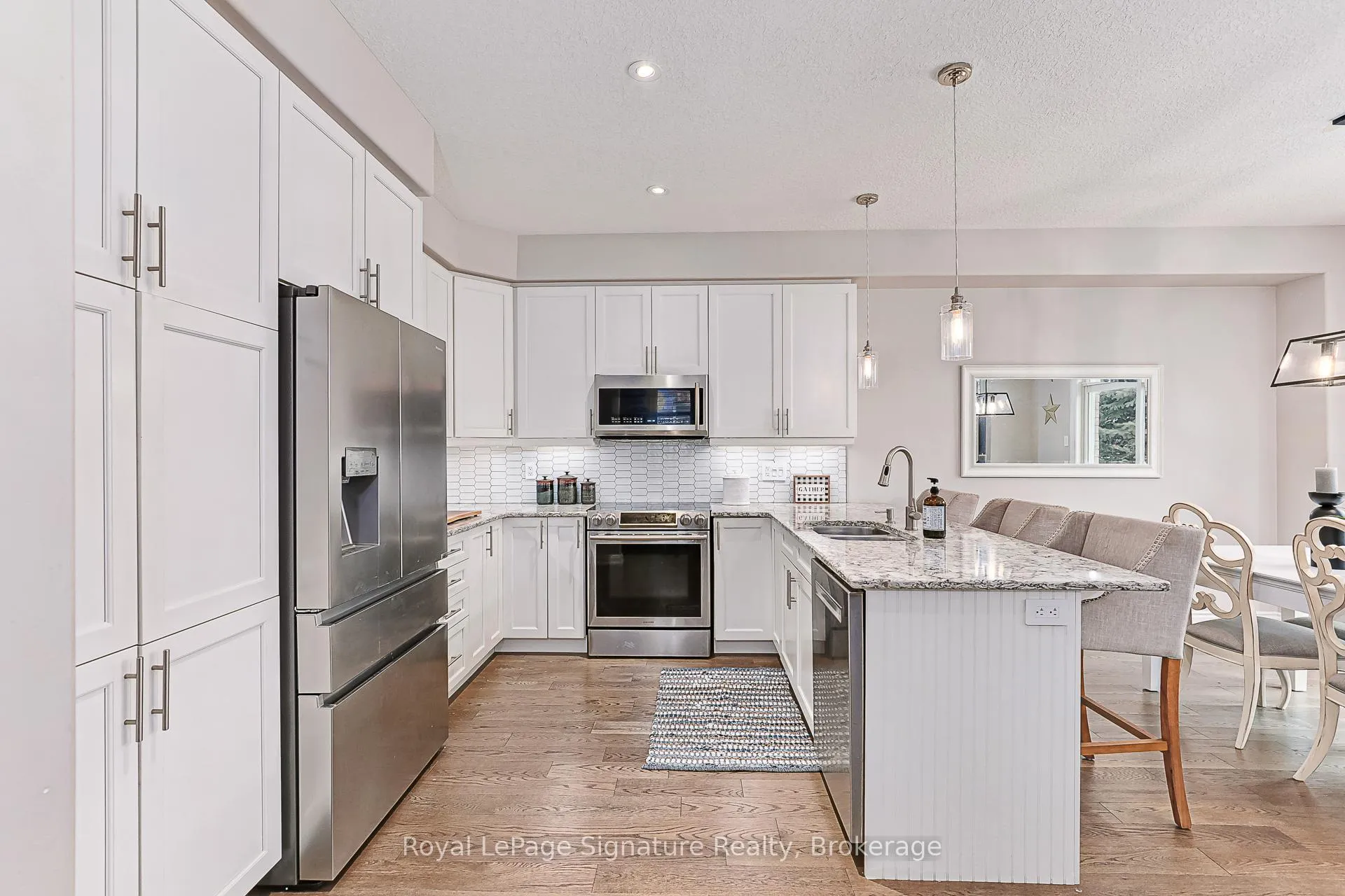 Photo 8 of 38 Garbutt Crescent, Collingwood — HOMEH
