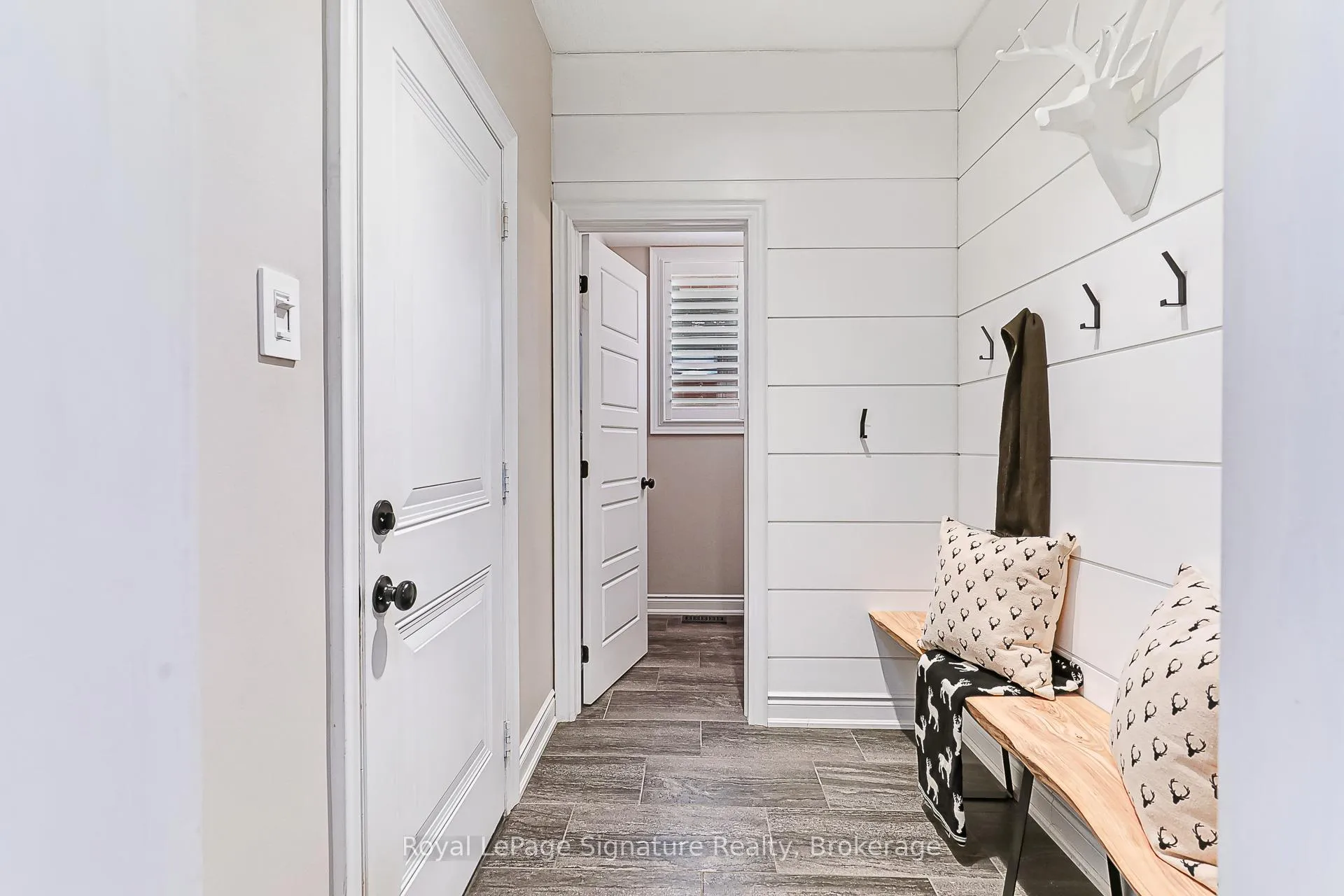 Photo 12 of 38 Garbutt Crescent, Collingwood — HOMEH