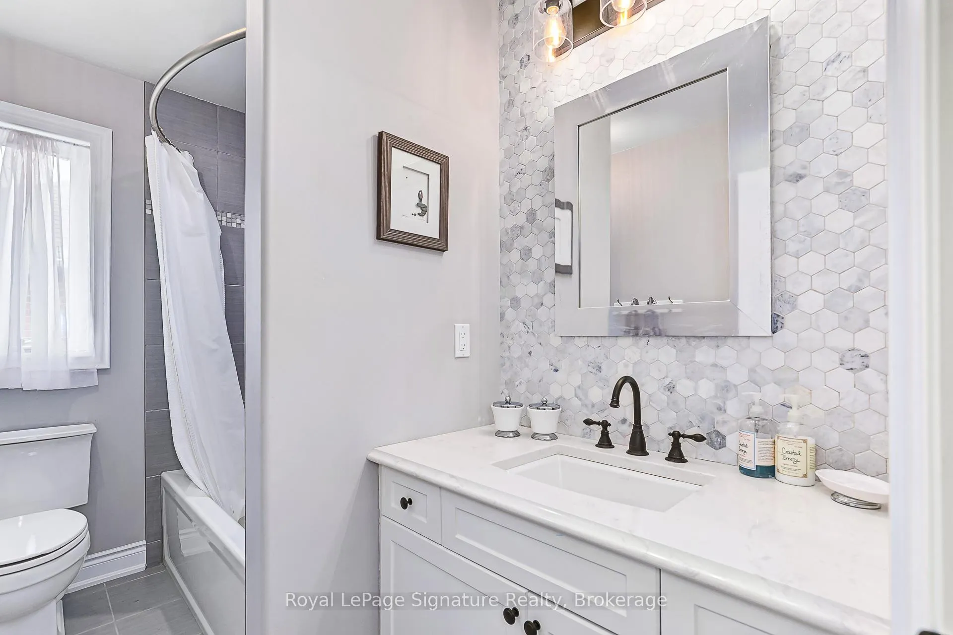 Photo 15 of 38 Garbutt Crescent, Collingwood — HOMEH