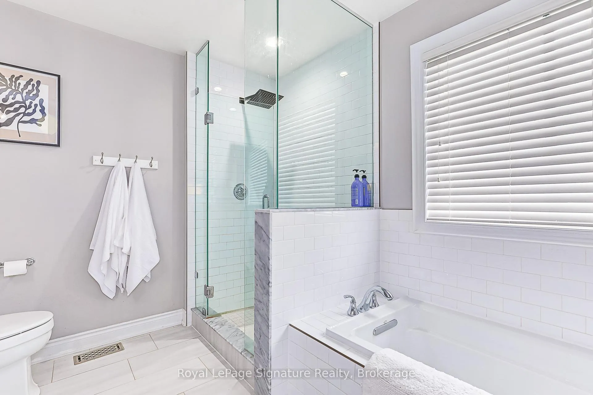 Photo 18 of 38 Garbutt Crescent, Collingwood — HOMEH