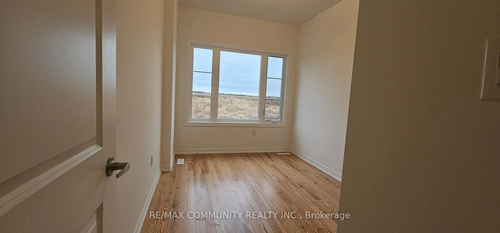 Photo 13 of 3136 Sideline 16, Pickering, Rural Pickering — HOMEH