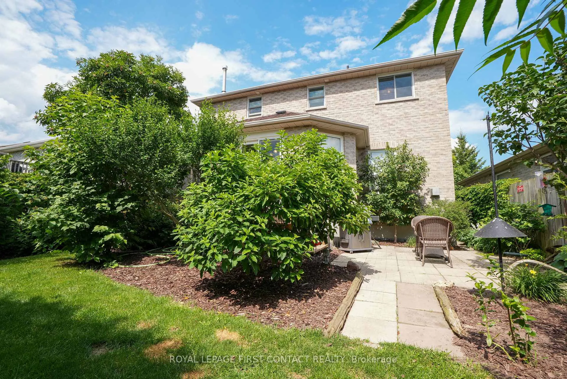 Photo 35 of 14 Meyer Avenue, Barrie, East Bayfield — HOMEH