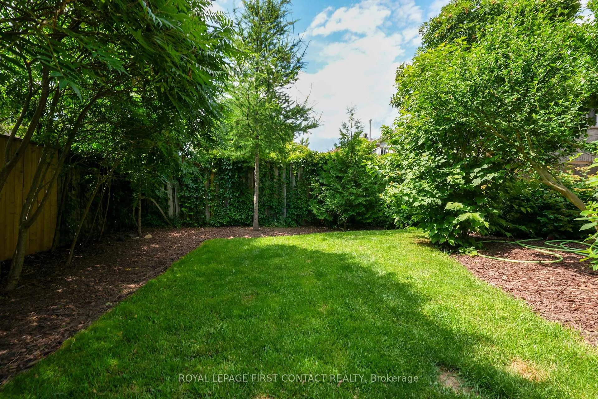 Photo 39 of 14 Meyer Avenue, Barrie, East Bayfield — HOMEH