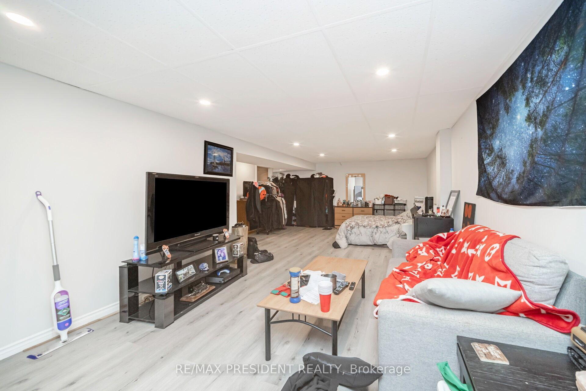 Photo 44 of 2197 Leominster Drive, Burlington, Brant Hills — HOMEH