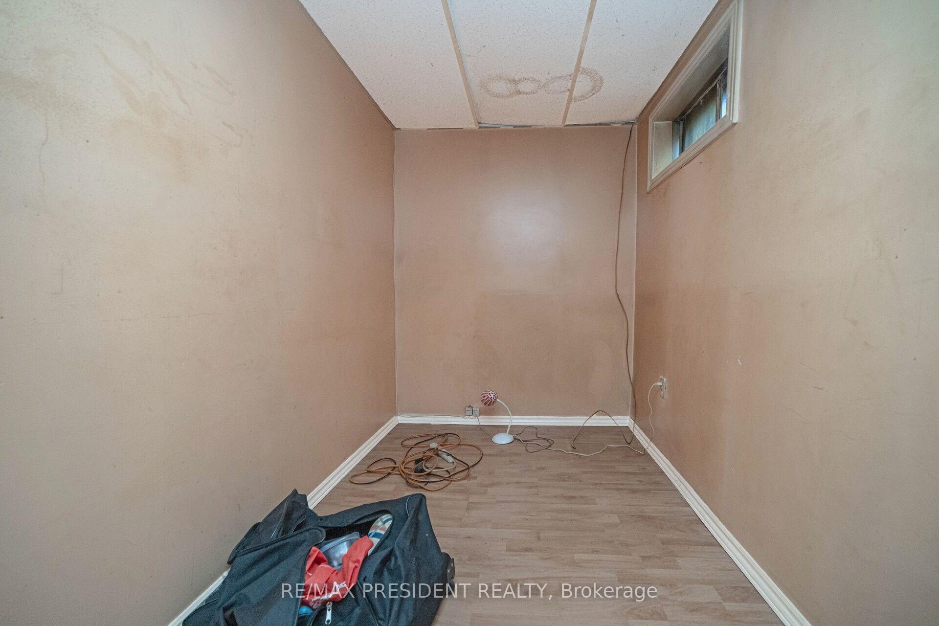 Photo 29 of 2197 Leominster Drive, Burlington, Brant Hills — HOMEH
