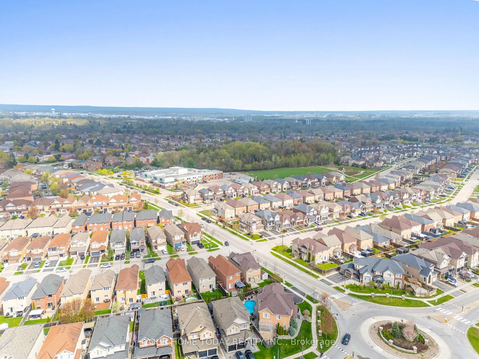 Photo 8 of 430 Barber Drive, Halton Hills, Georgetown — HOMEH