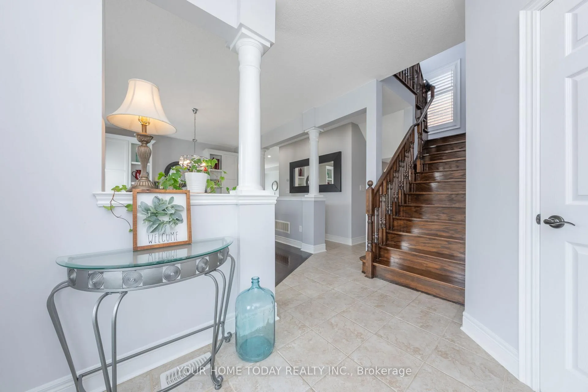 Photo 11 of 430 Barber Drive, Halton Hills, Georgetown — HOMEH