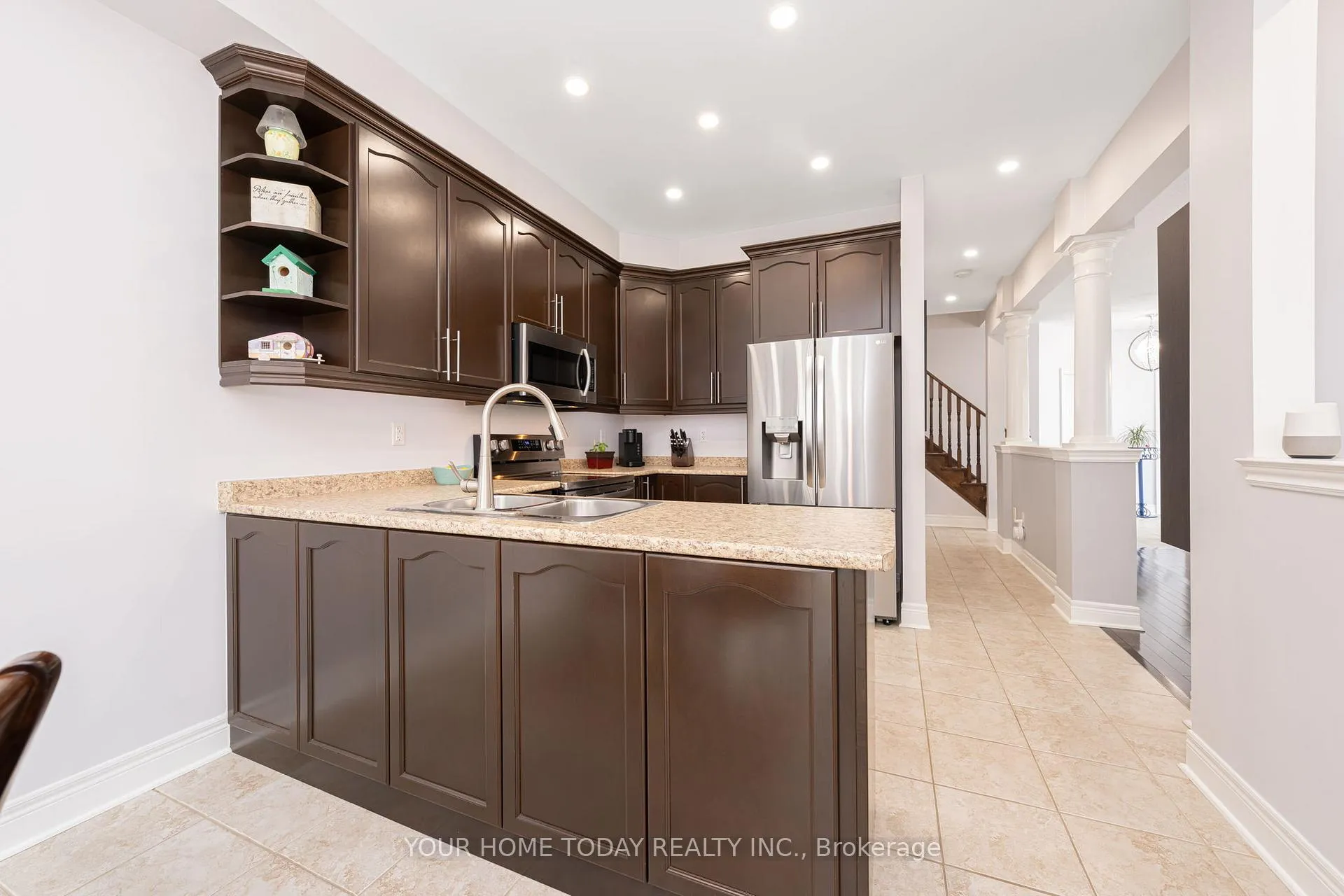 Photo 18 of 430 Barber Drive, Halton Hills, Georgetown — HOMEH